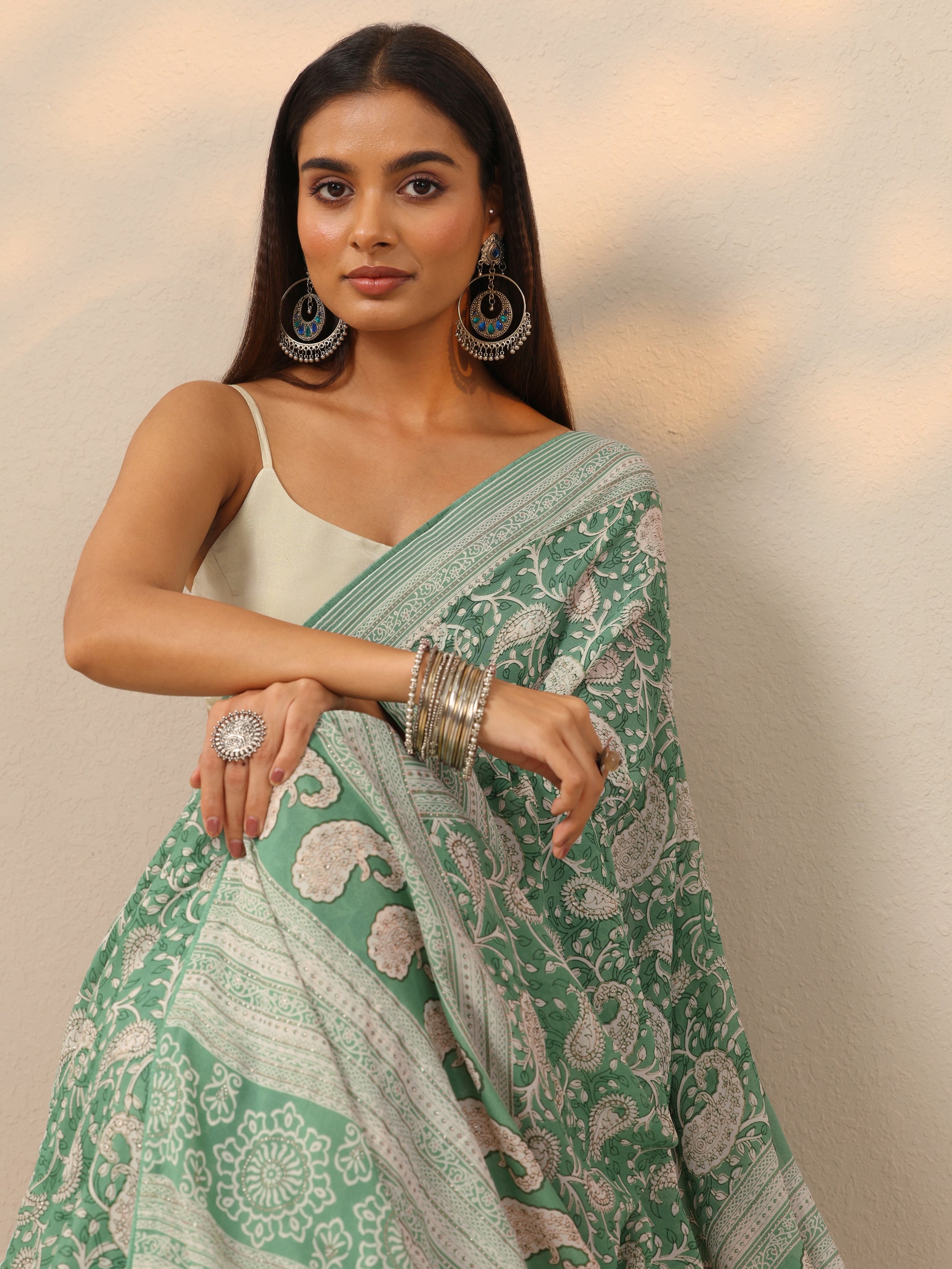 Green Printed Georgette Saree With Unstitched Blouse Piece