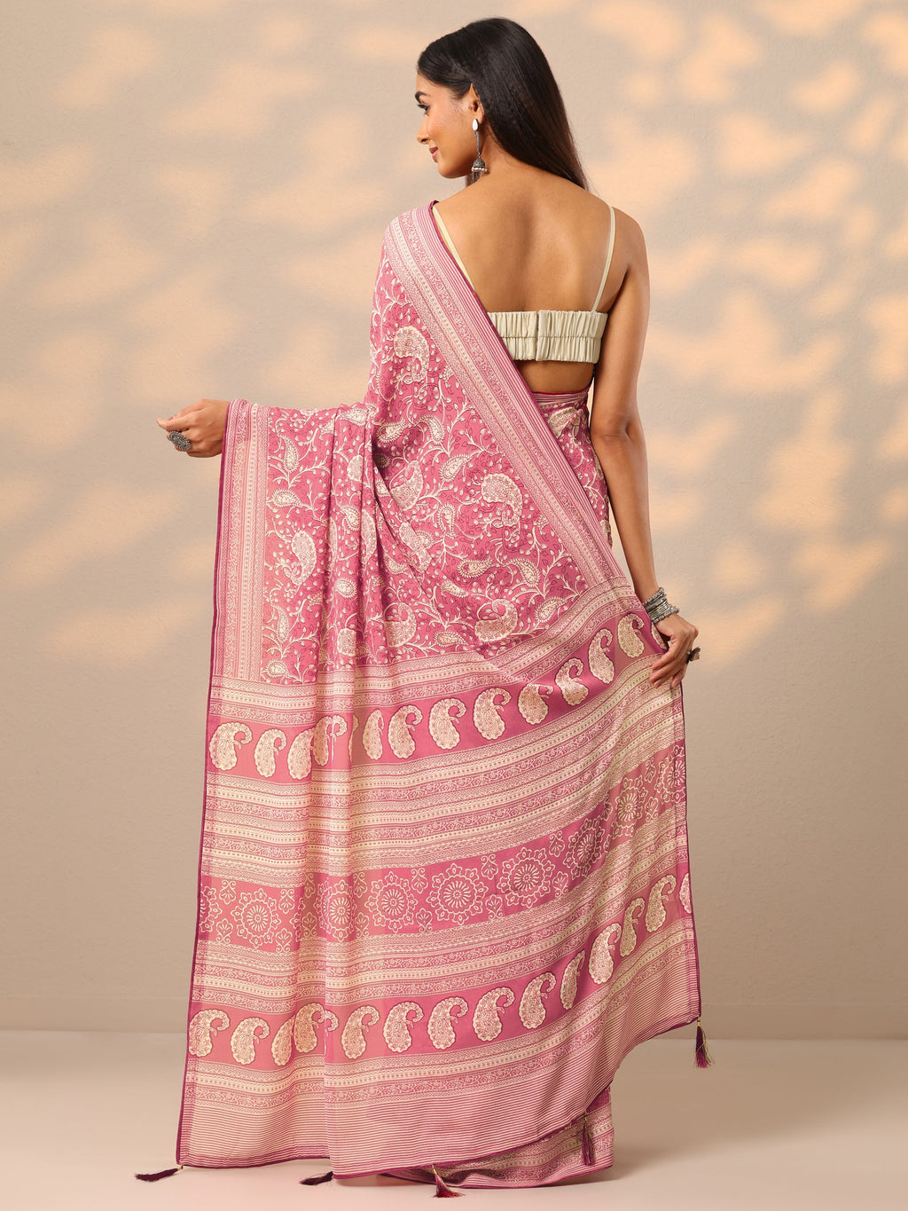 Peach Printed Georgette Saree With Unstitched Blouse Piece