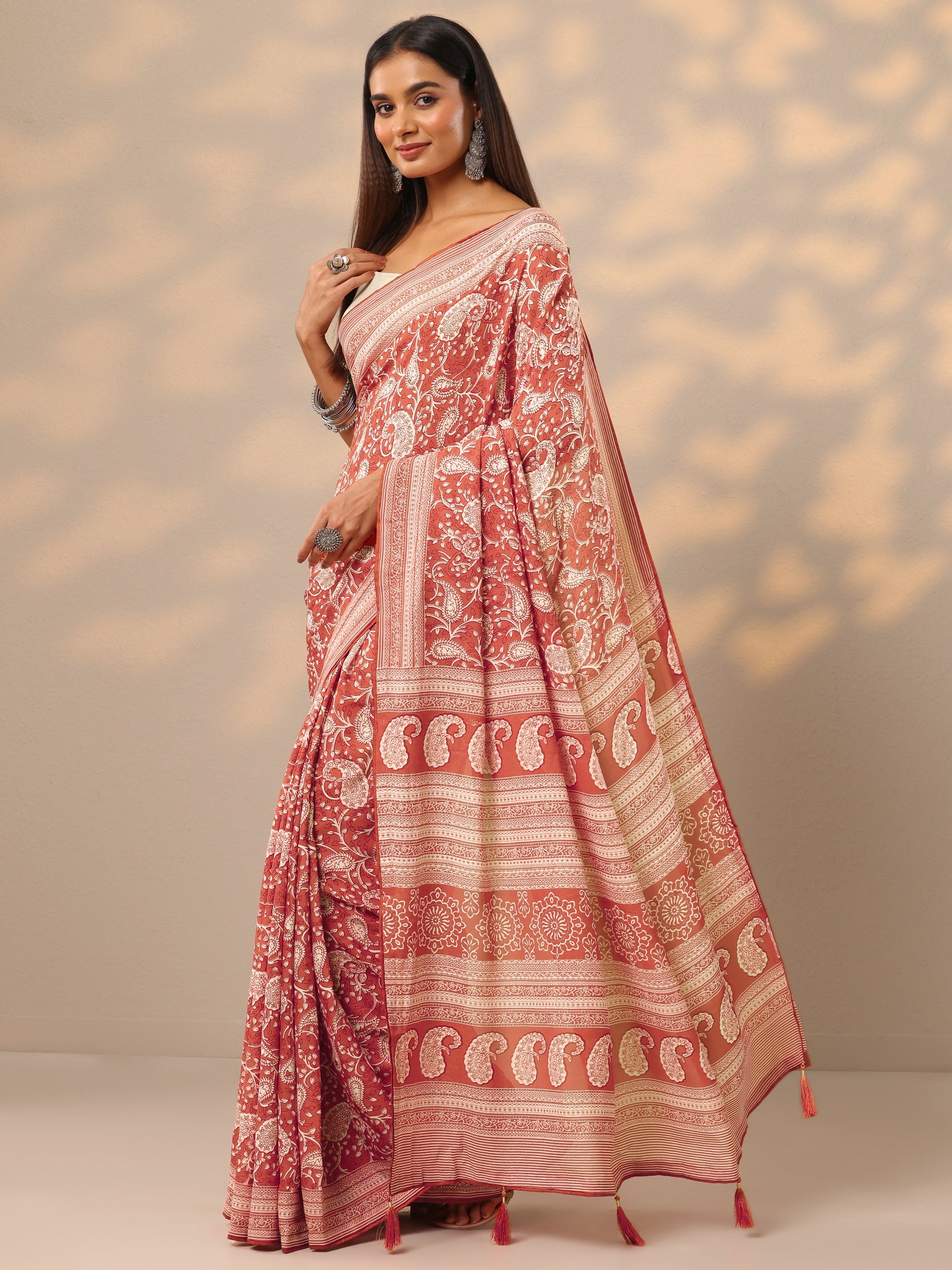 Orange Printed Georgette Saree With Unstitched Blouse Piece