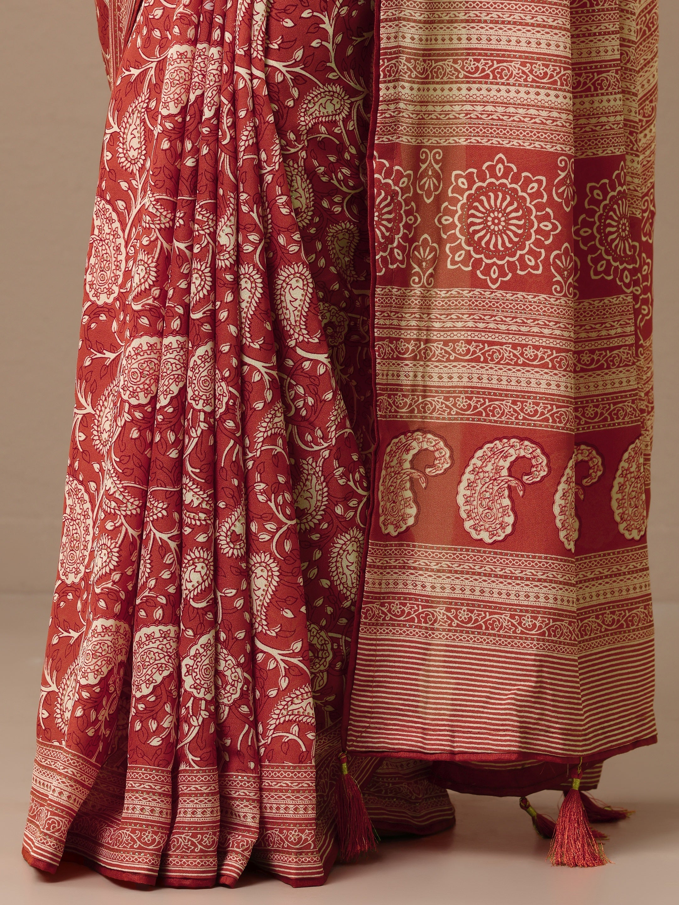 Orange Printed Georgette Saree With Unstitched Blouse Piece