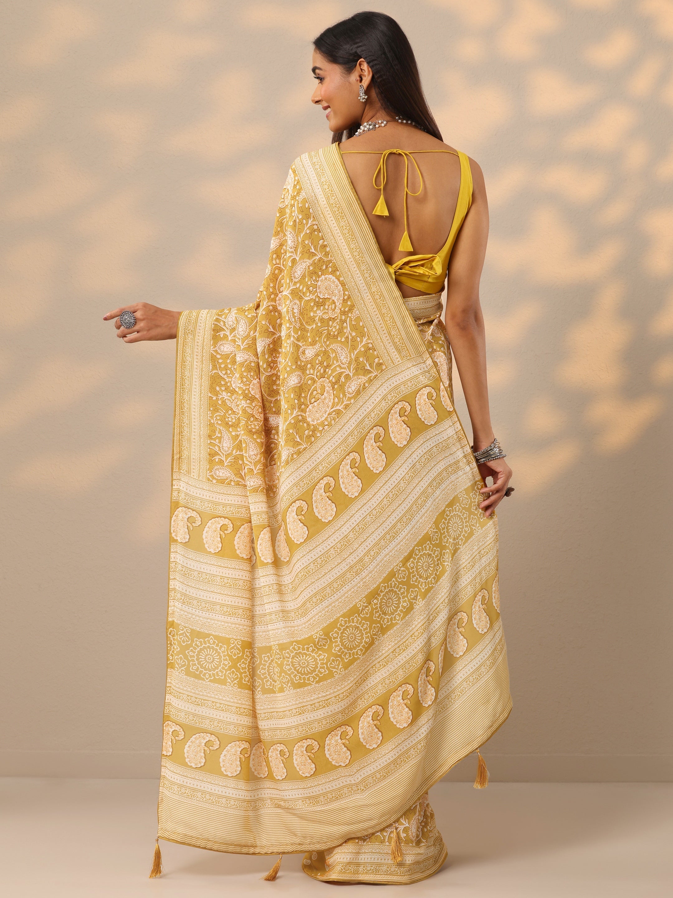 Mustard  Printed Georgette Saree With Unstitched Blouse Piece