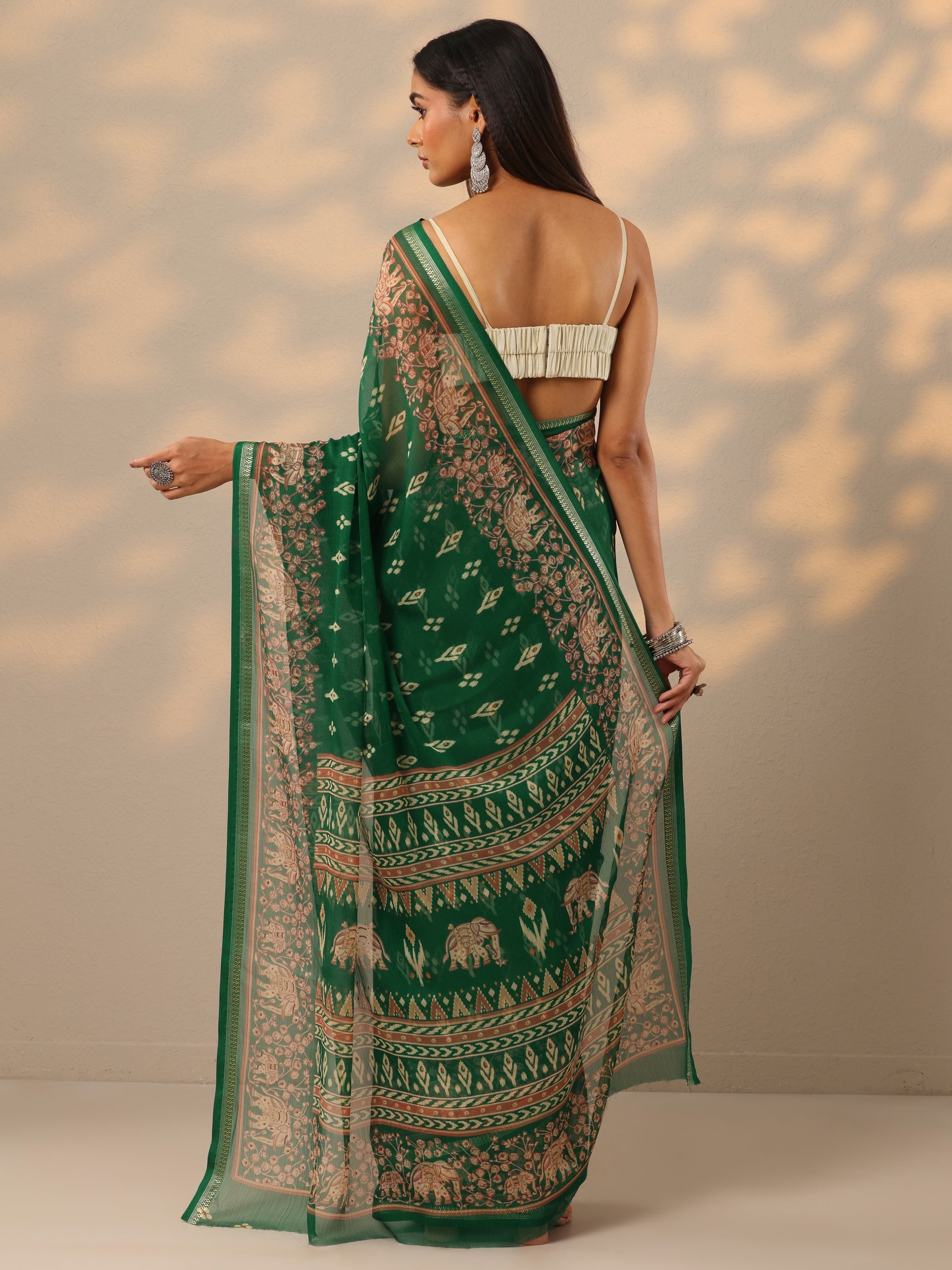 Green Printed Chiffon Saree With Unstitched Blouse Piece