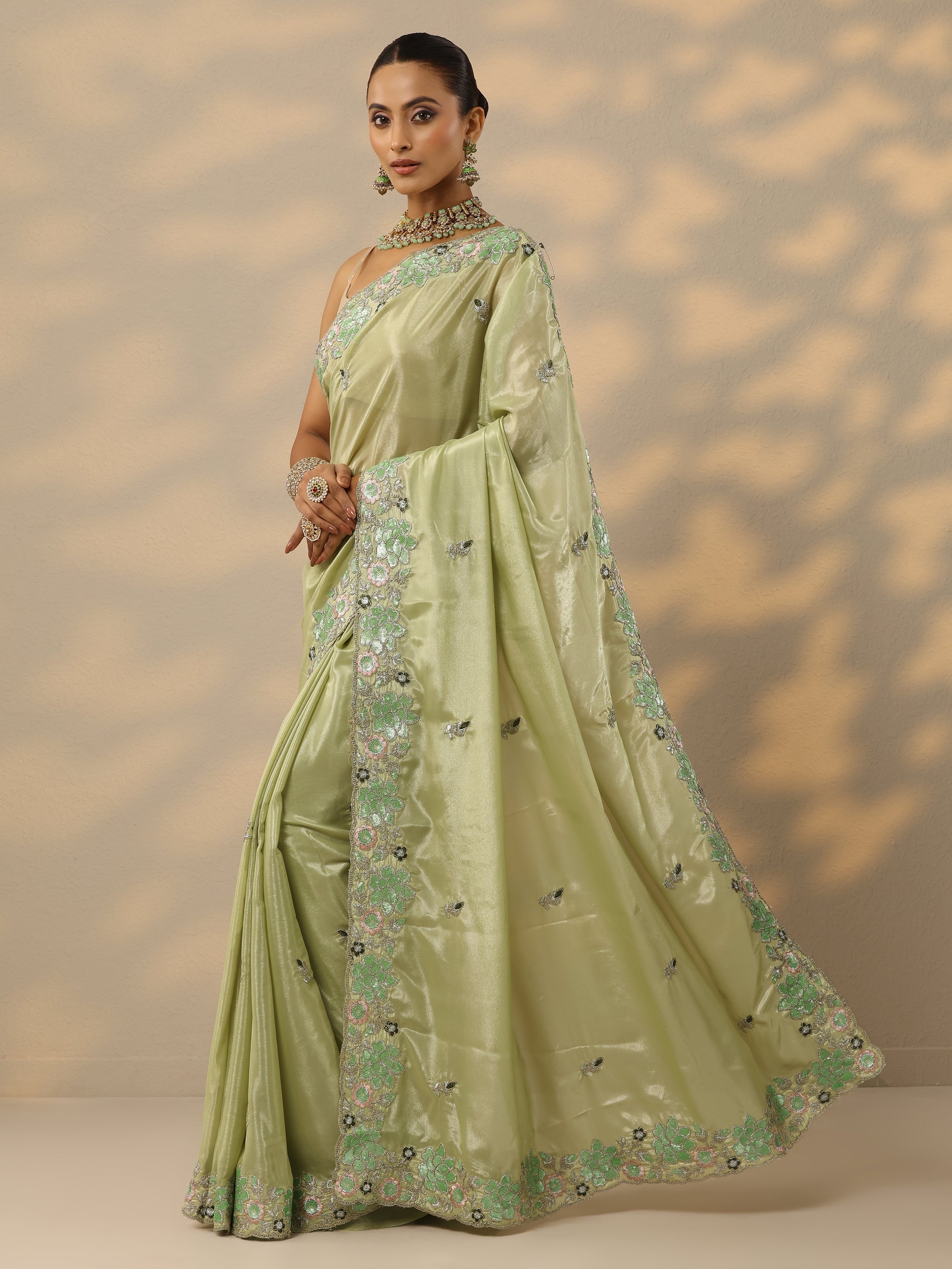 Green Embellished Georgette Saree With Unstitched Blouse Piece
