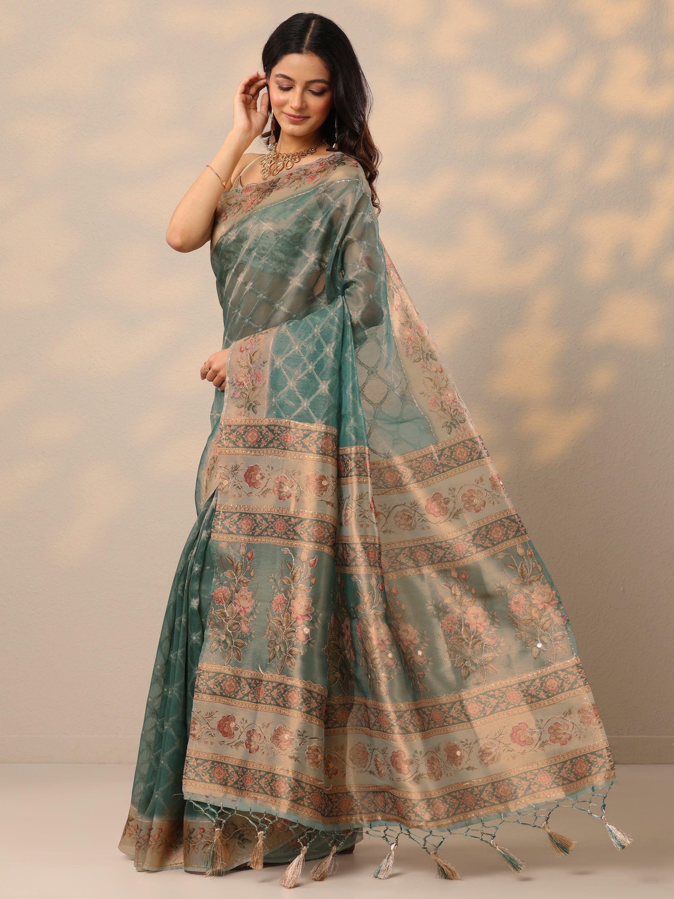 Green Printed Nylon Sarees With Unstitched Blouse Piece