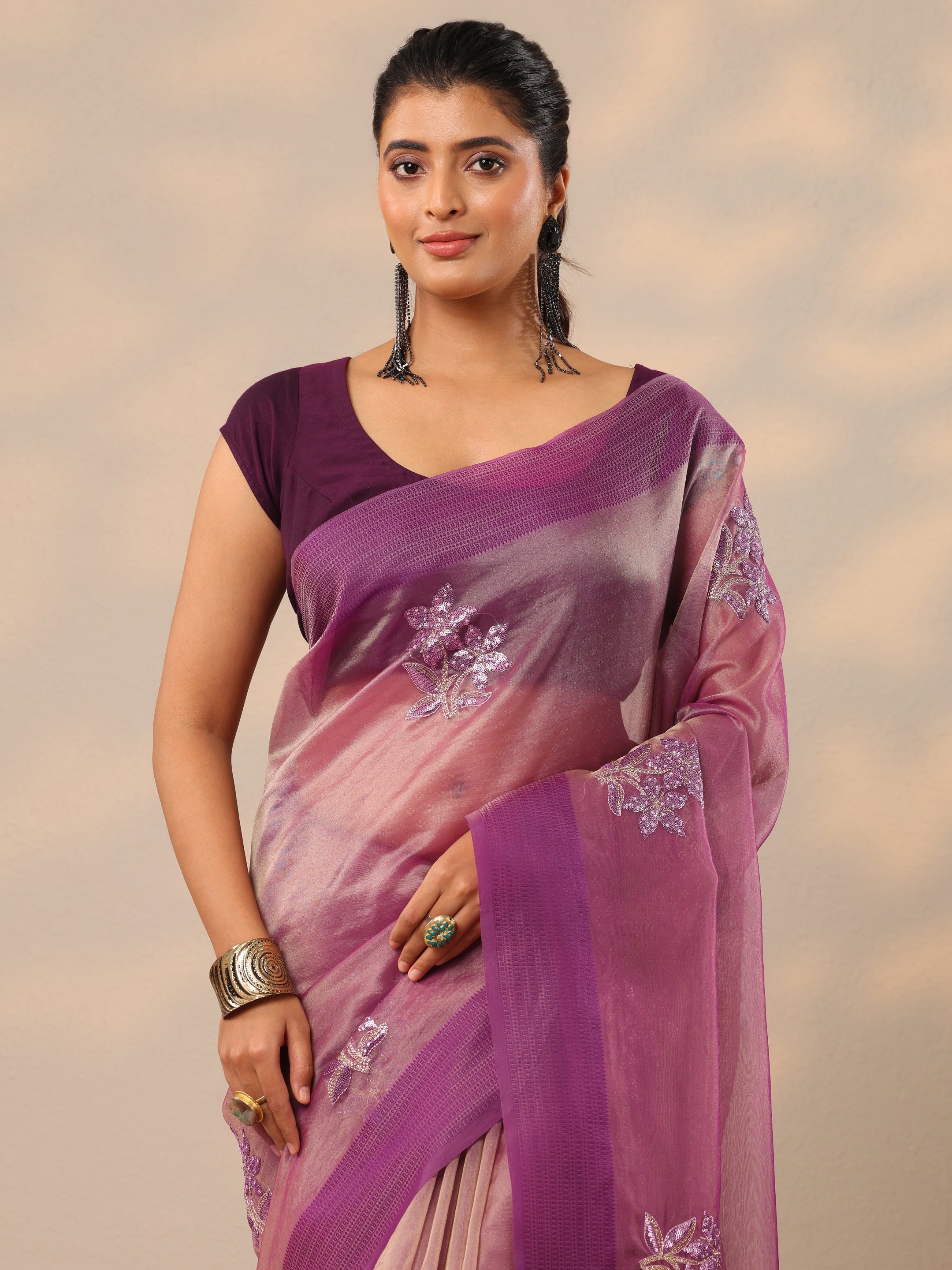Mauve Embroidered Organza Saree With Unstitched Blouse Piece