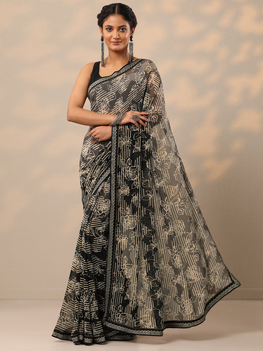 Black Printed Georgette Saree With Unstitched Blouse Piece