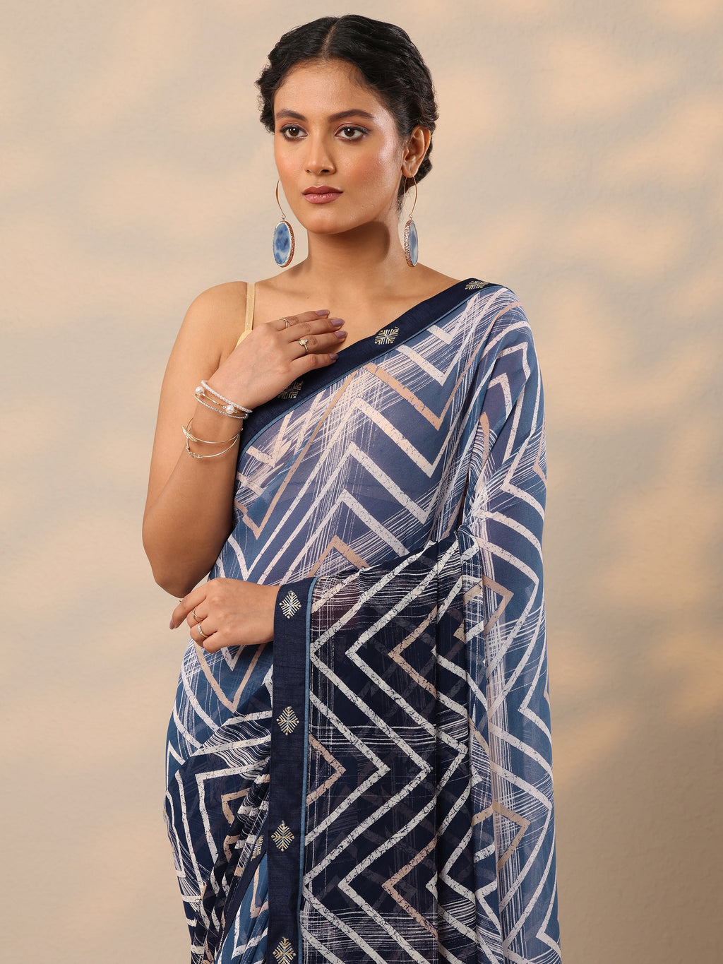 Blue Printed Georgette Saree With Unstitched Blouse Piece