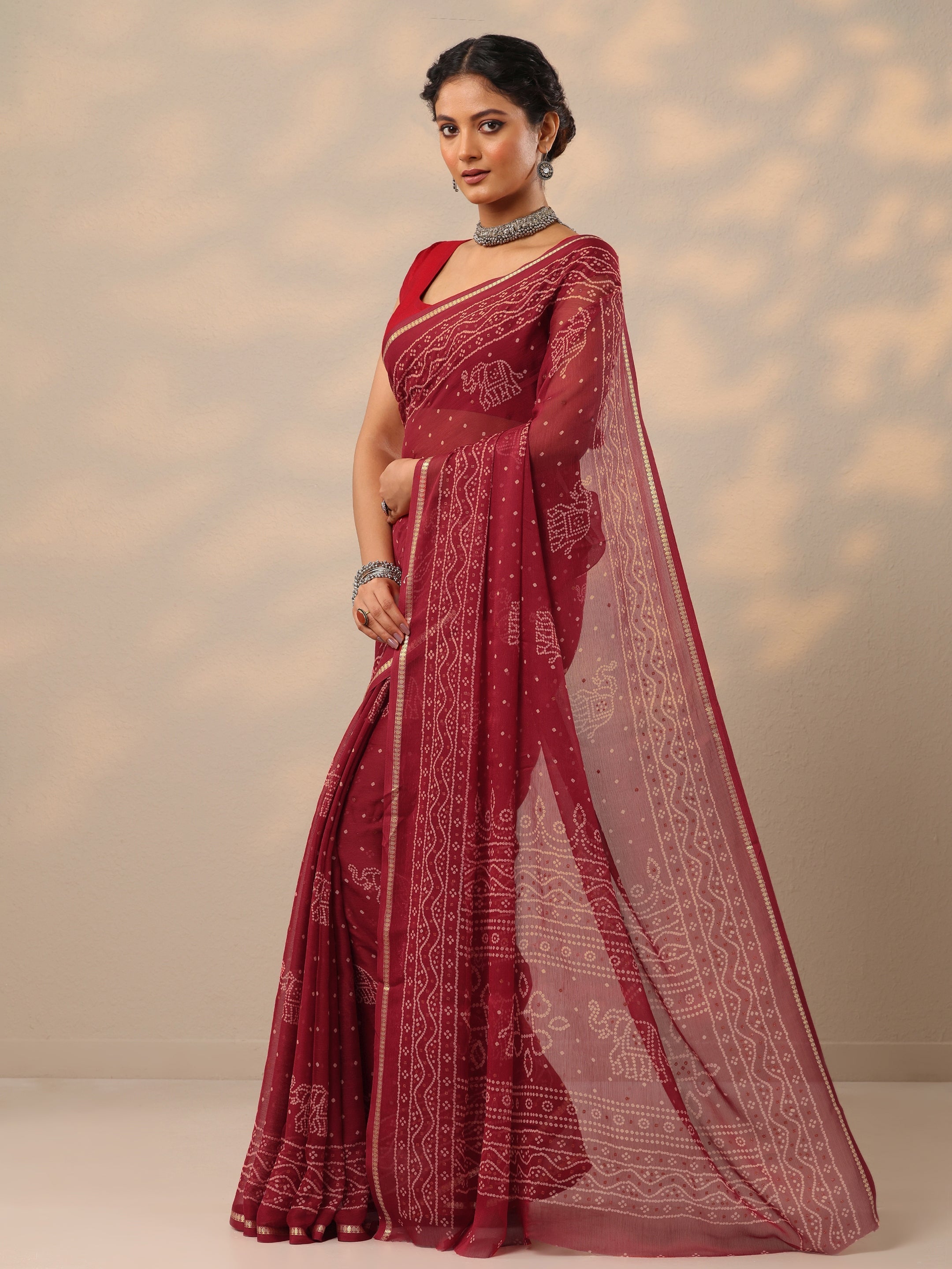 Maroon Bandhani Printed Chiffon Saree With Unstitched Blouse Piece
