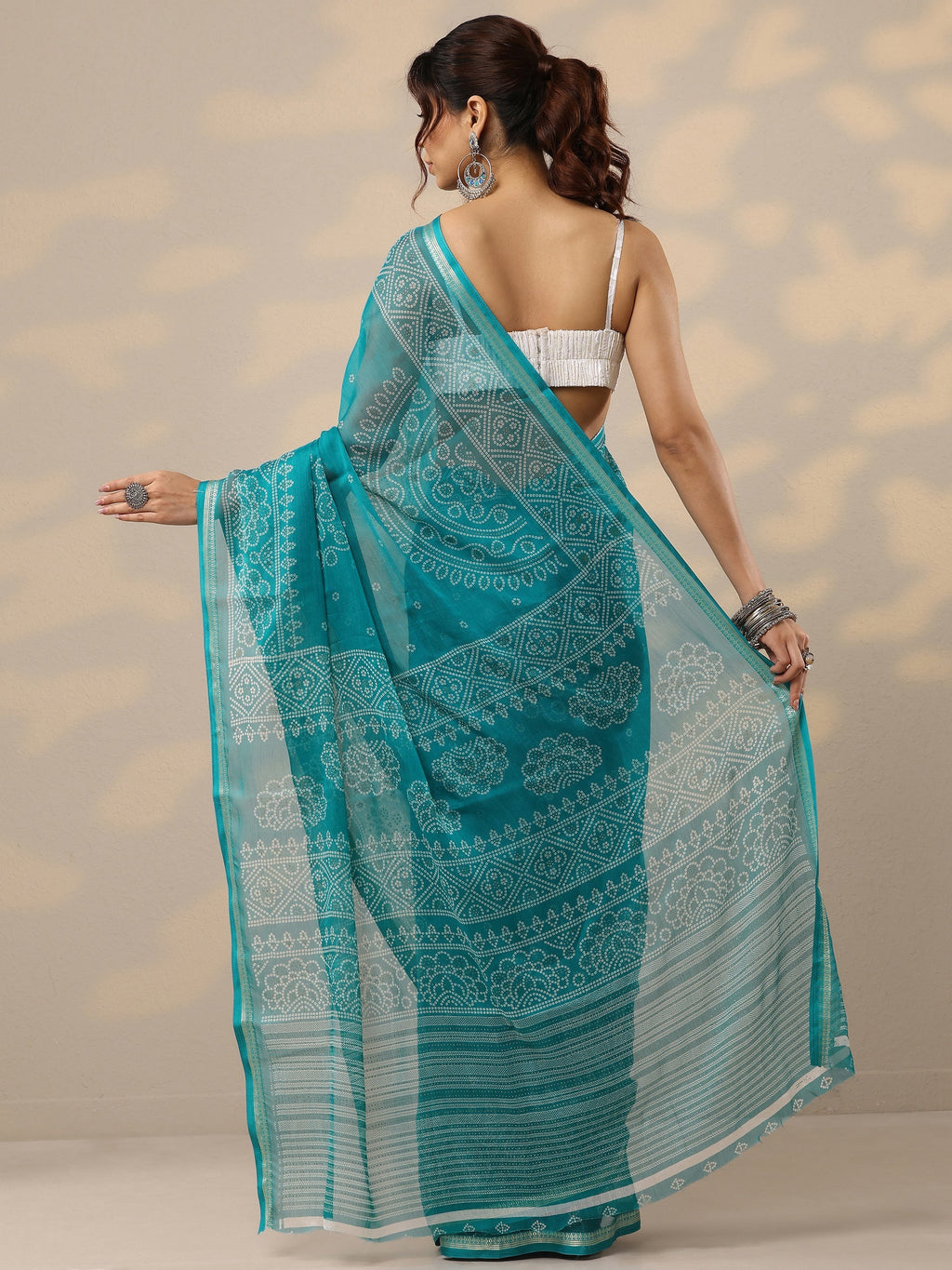 Blue Bandhani Printed Chiffon Sarees With Unstitched Blouse Piece