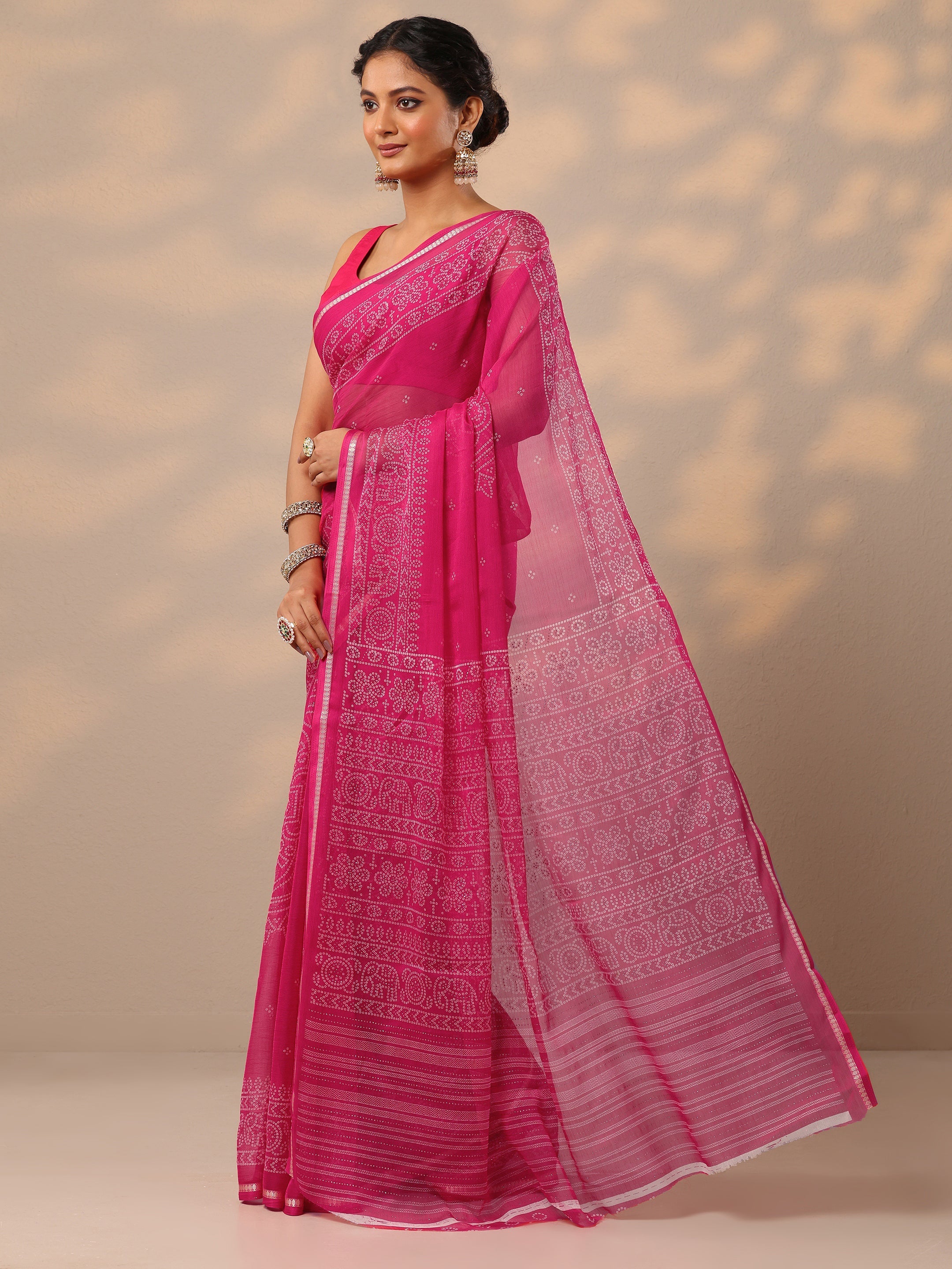 Pink Bandhani Printed Chiffon Saree With Unstitched Blouse Piece