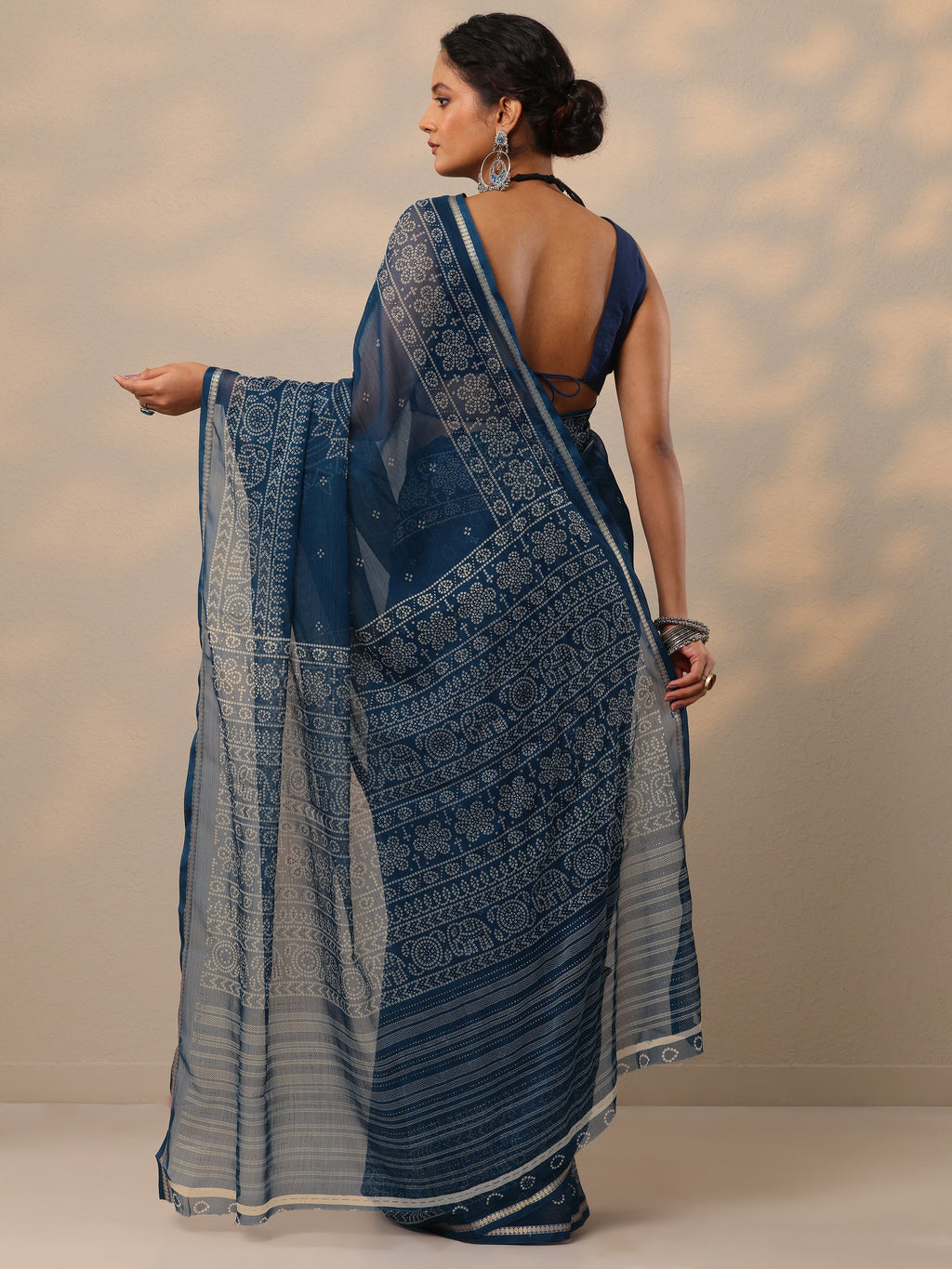 Navy Blue Bandhani Printed Chiffon Saree With Unstitched Blouse Piece