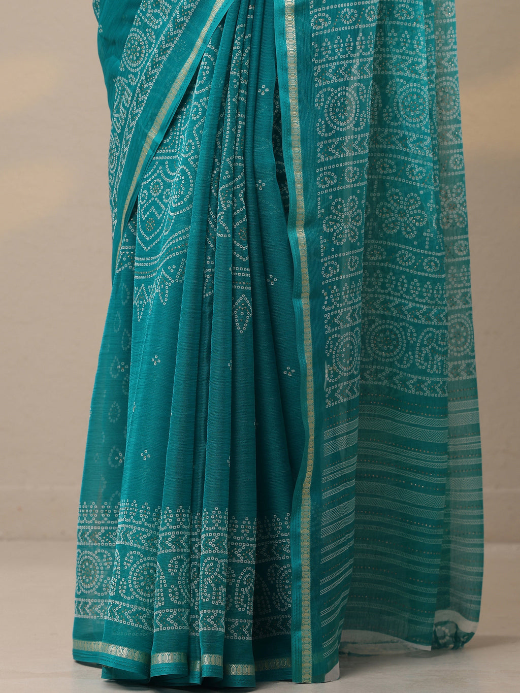 Blue Bandhani Printed Chiffon Sarees With Unstitched Blouse Piece