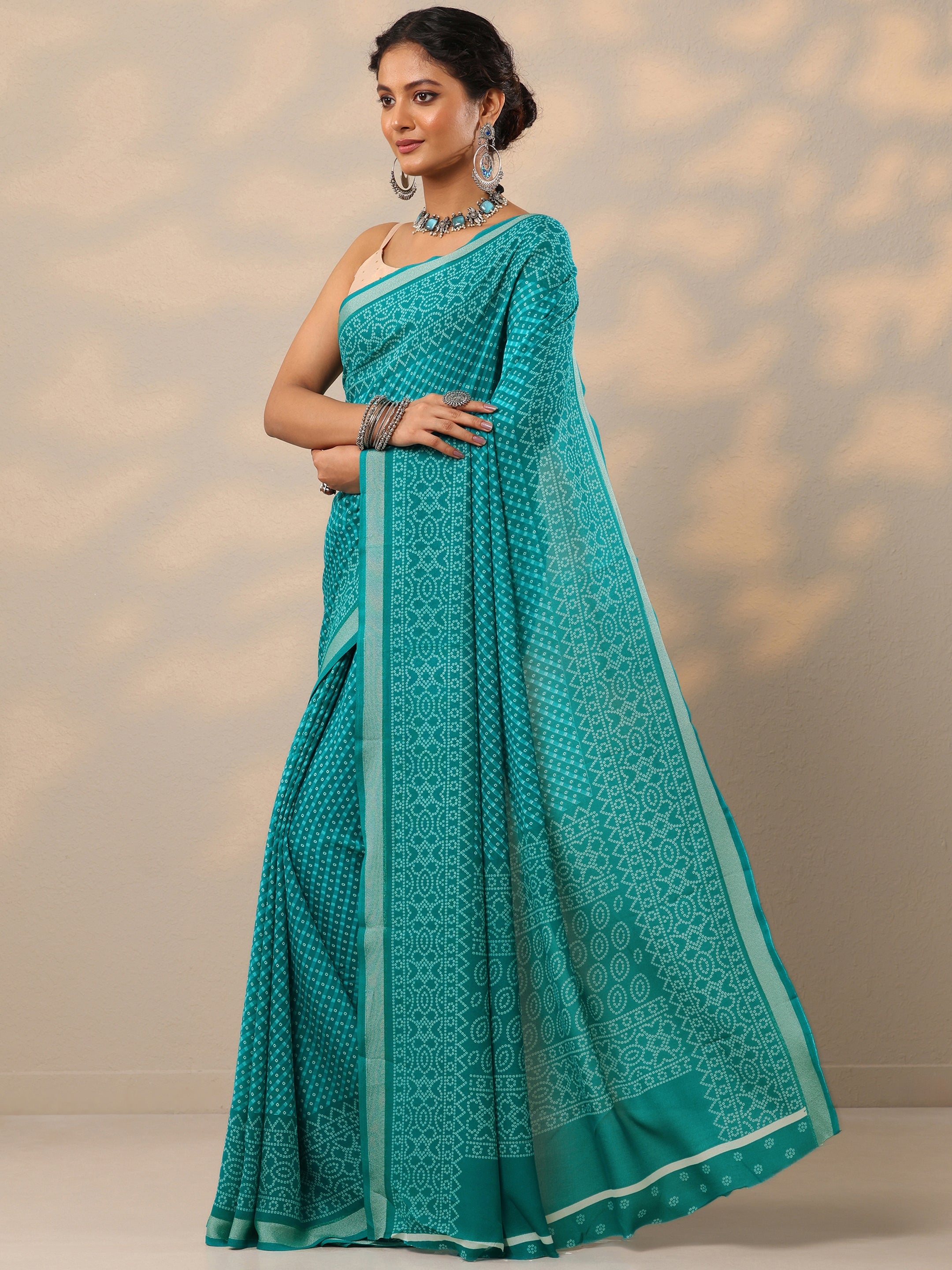 Blue Bandhani Printed Georgette Saree With Unstitched Blouse Piece