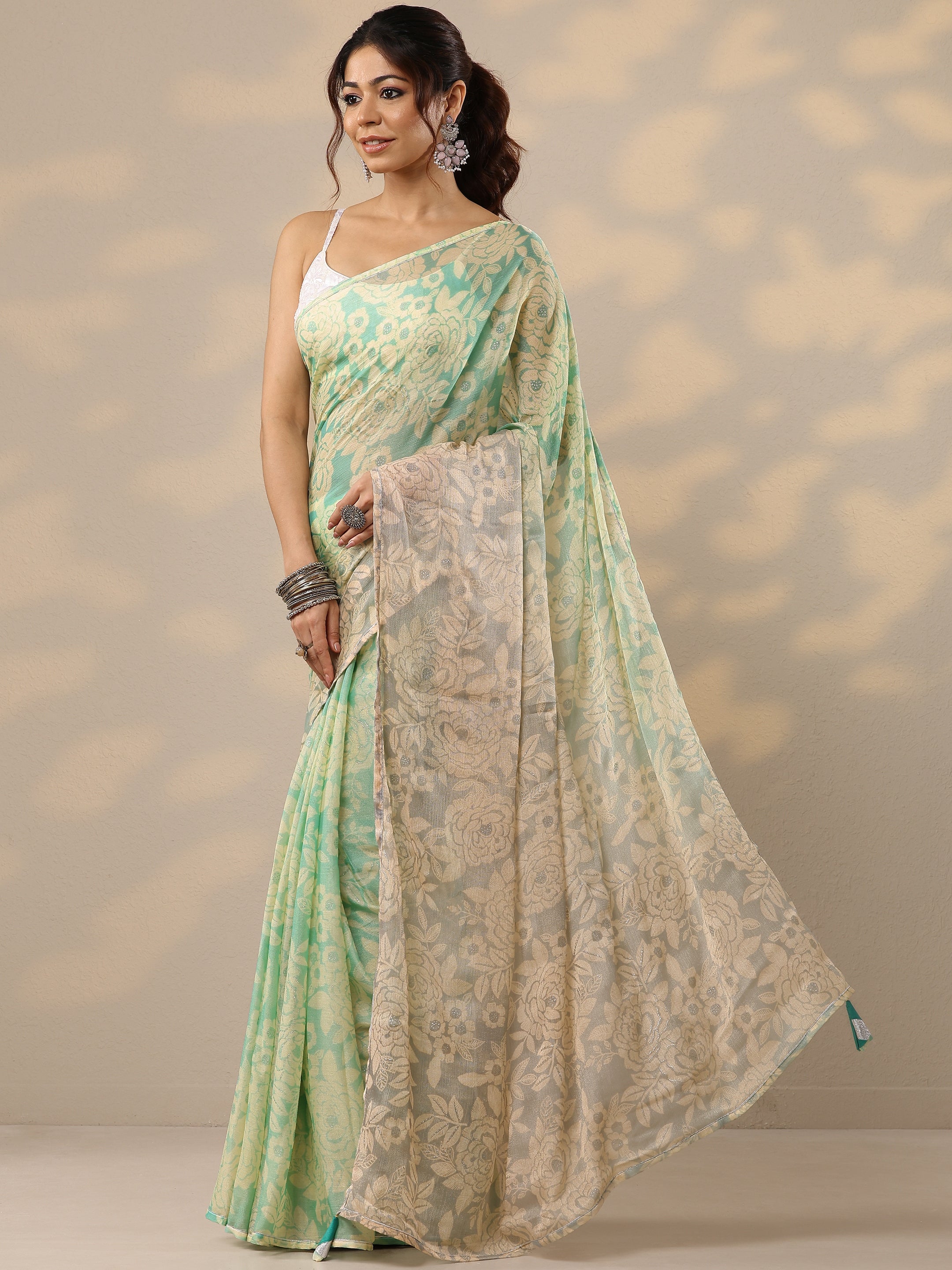 Green Printed Silk Blend Sarees With Unstitched Blouse Piece