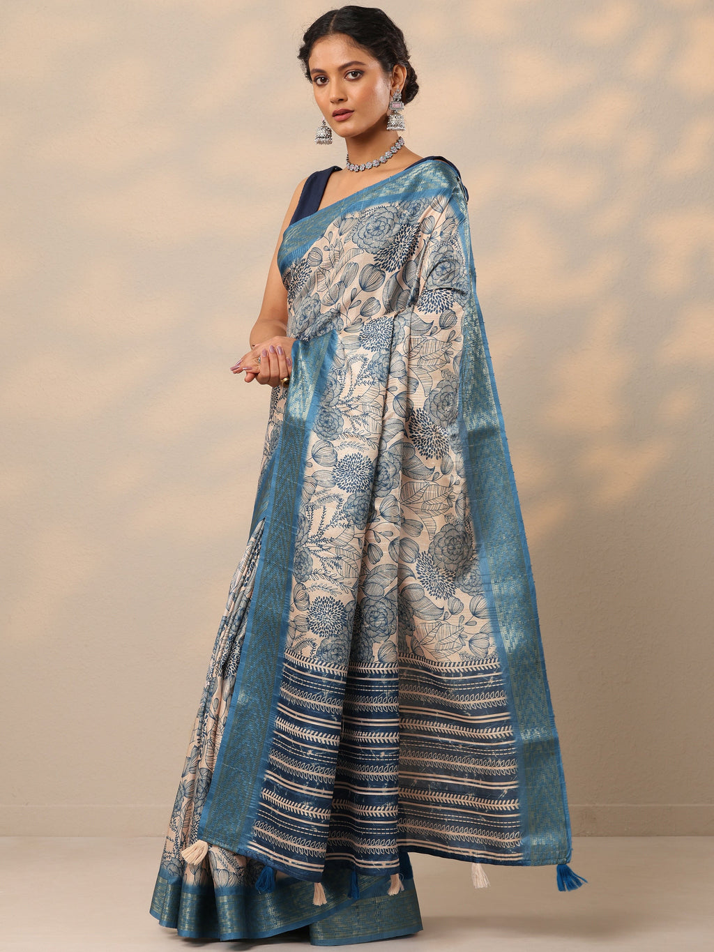 Blue Printed Silk blend Saree With Unstitched Blouse Piece