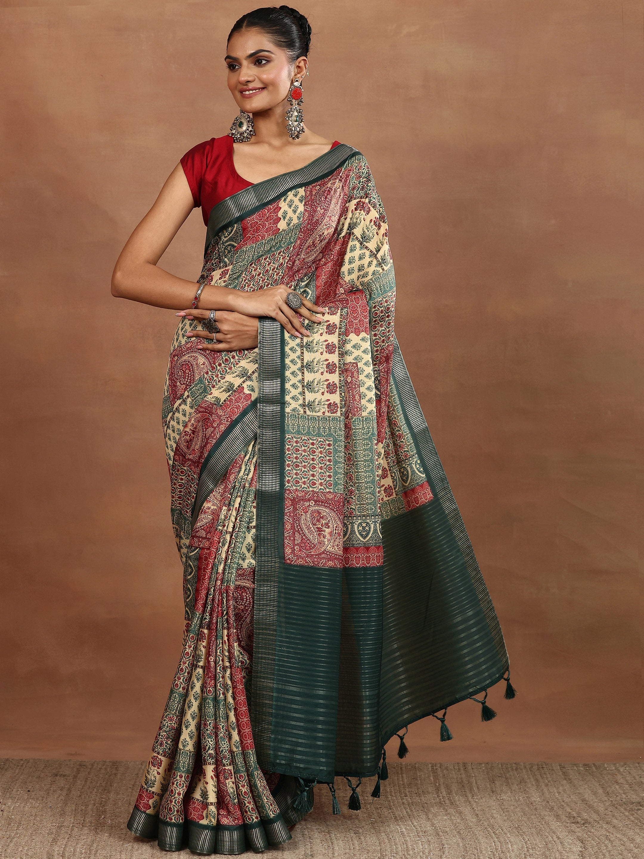 Green Printed Silk Blend Sarees With Unstitched Blouse Piece