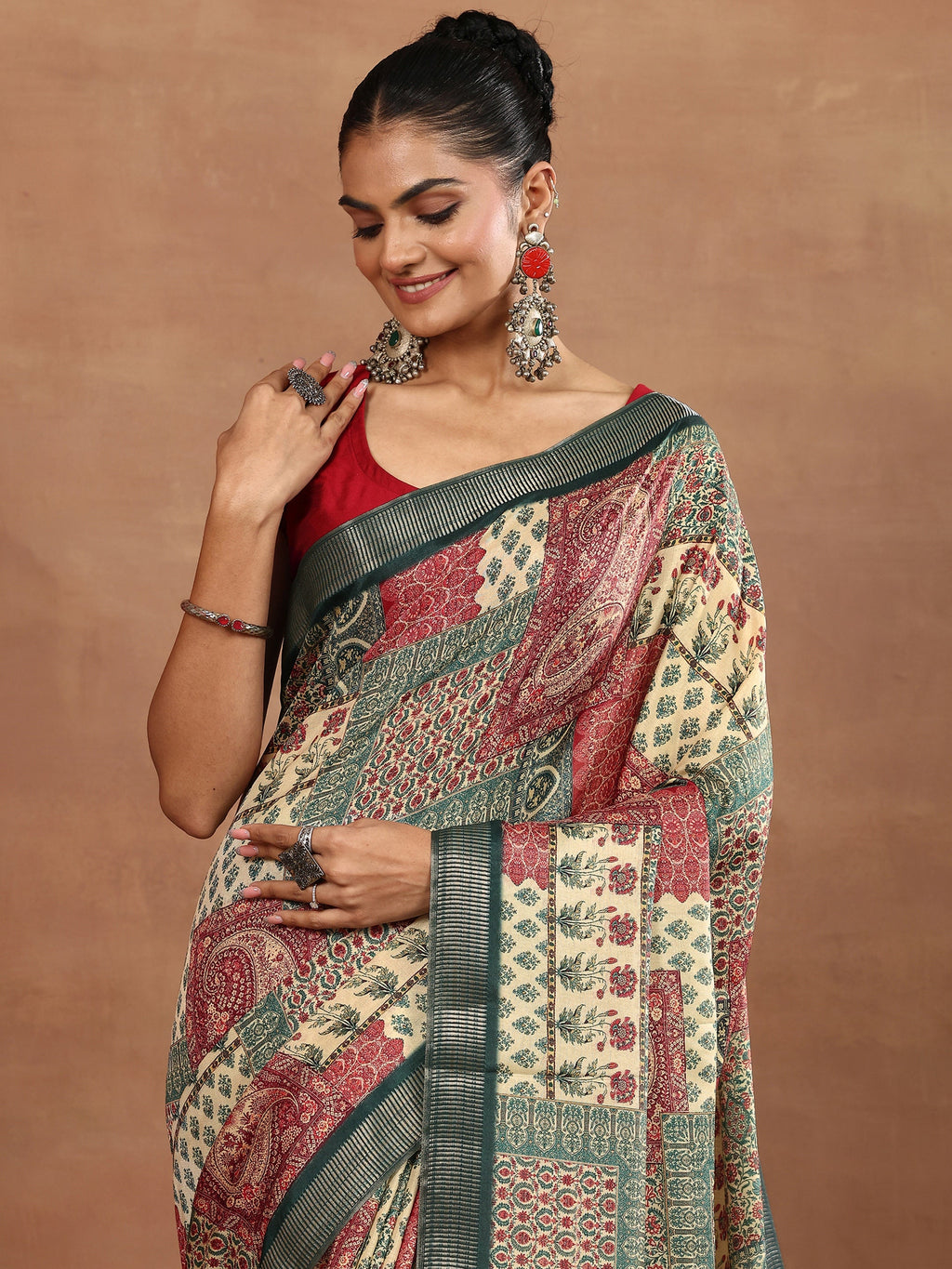 Green Printed Silk Blend Sarees With Unstitched Blouse Piece