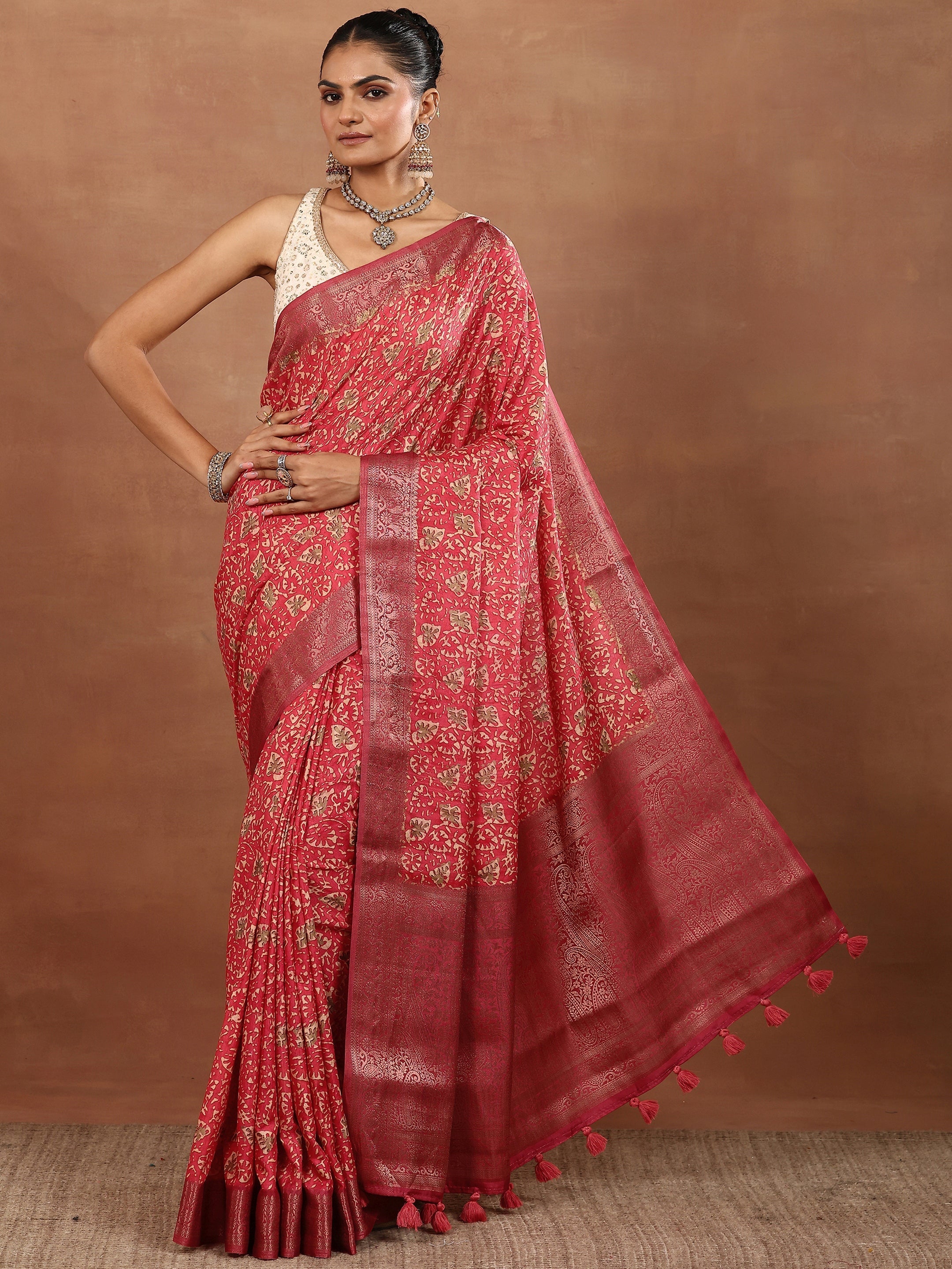 Coral Printed Silk Blend Sarees With Unstitched Blouse Piece