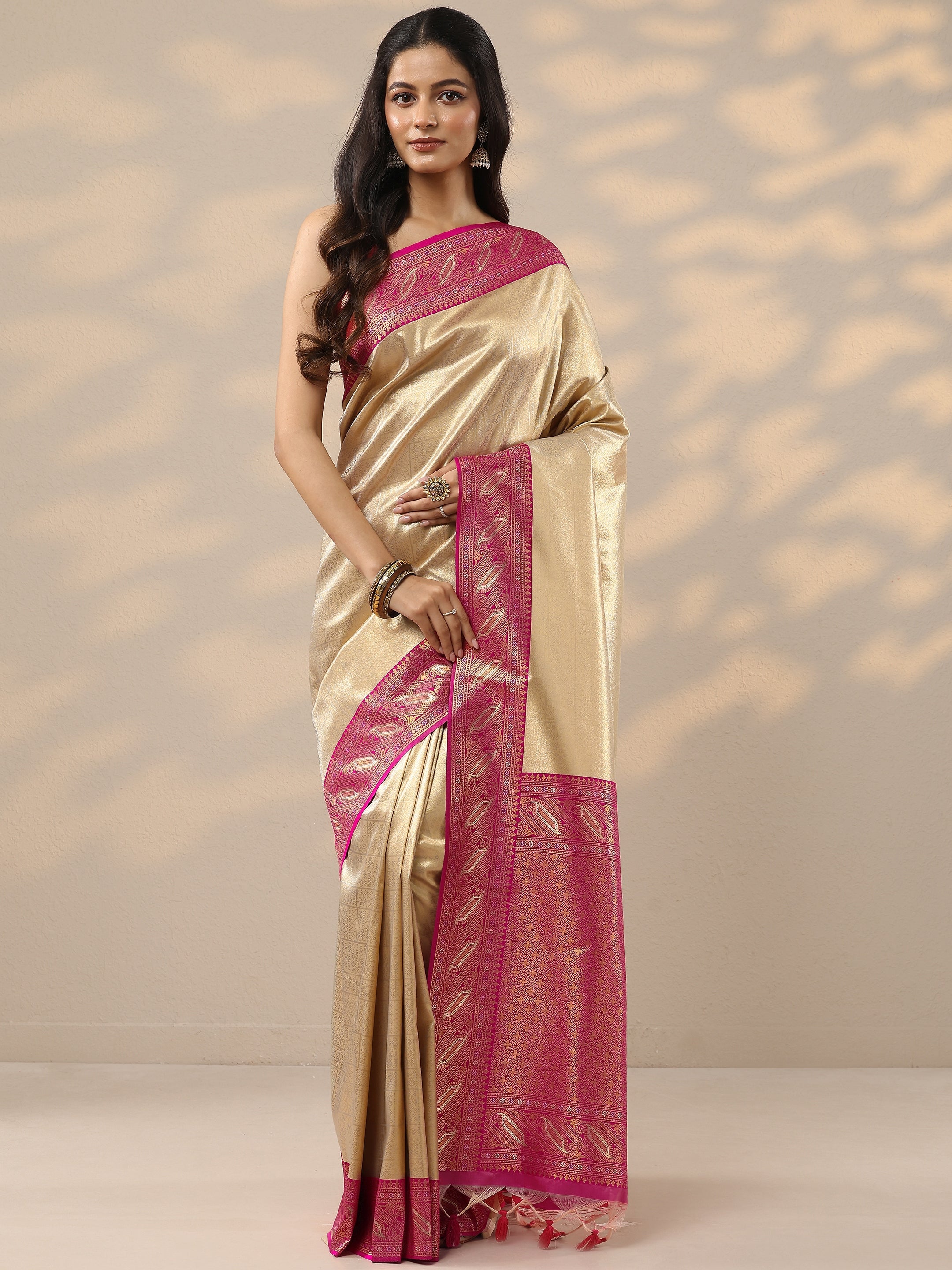 Pink Woven Design Silk Blend Saree With Unstitched Blouse Piece