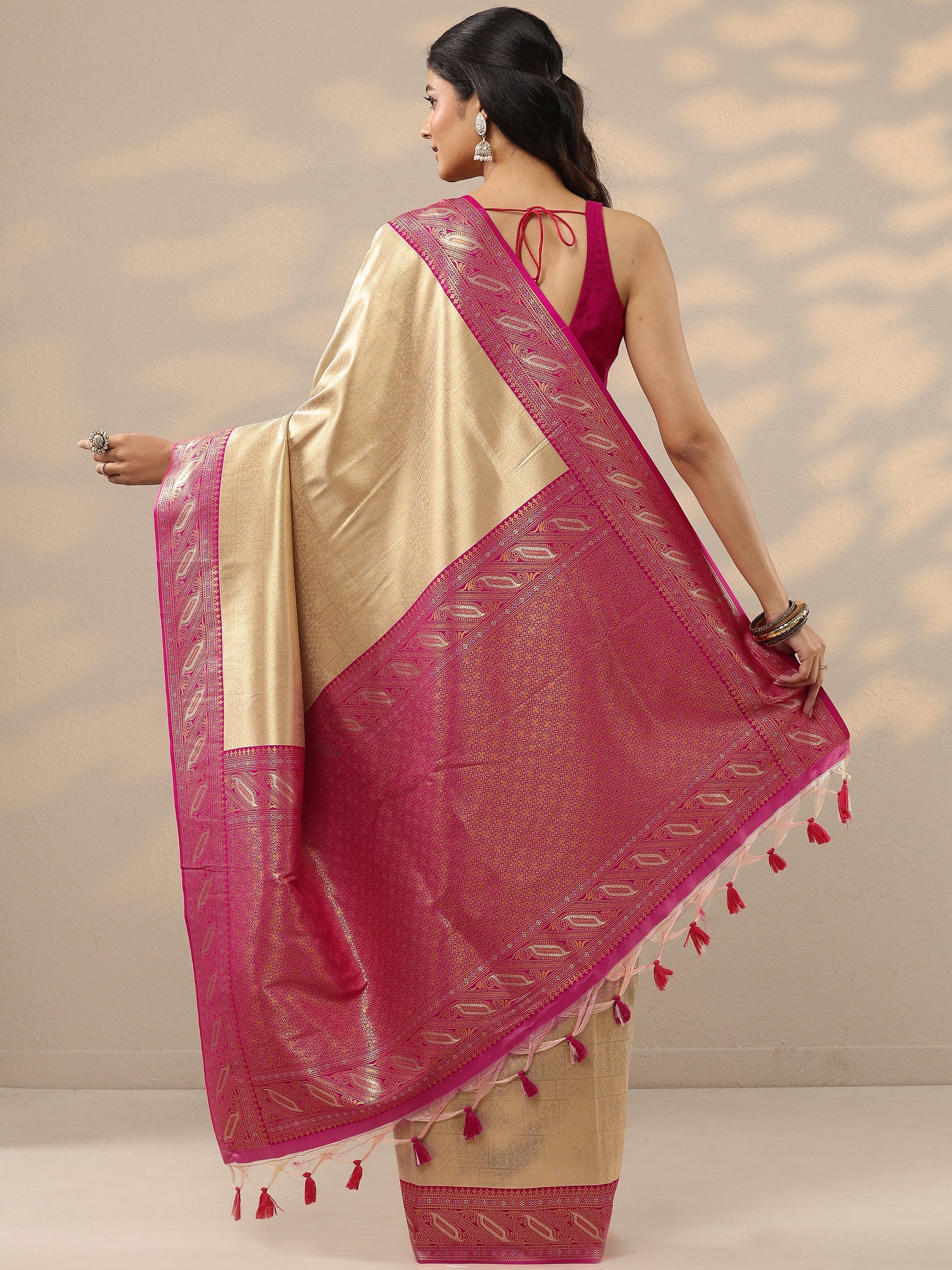 Pink Woven Design Silk Blend Saree With Unstitched Blouse Piece
