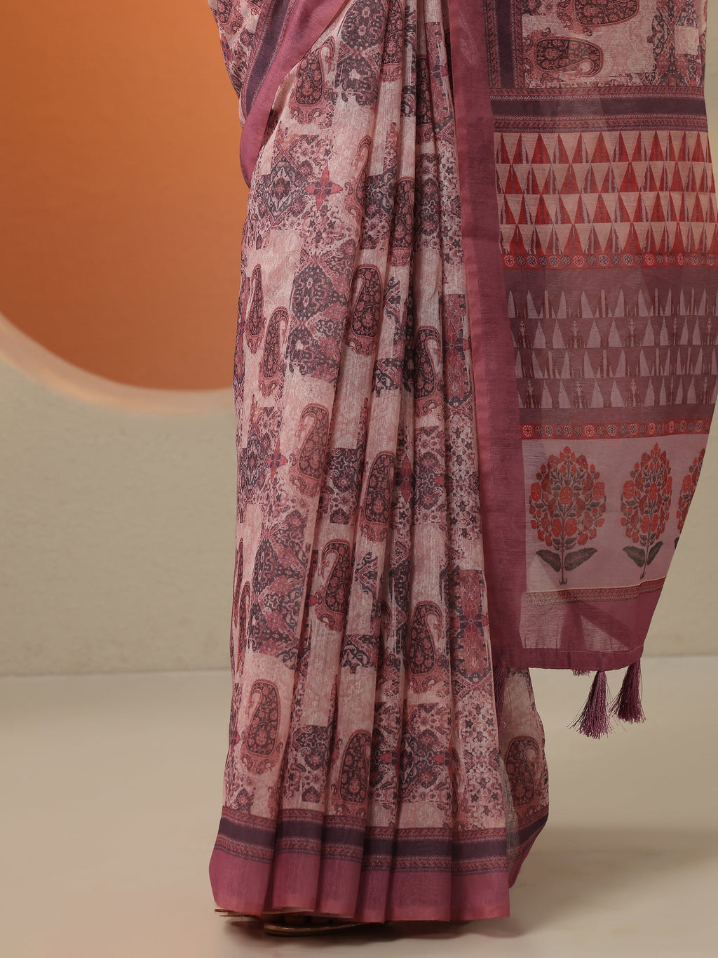 Pink Printed Silk Blend Saree With Unstitched Blouse Piece