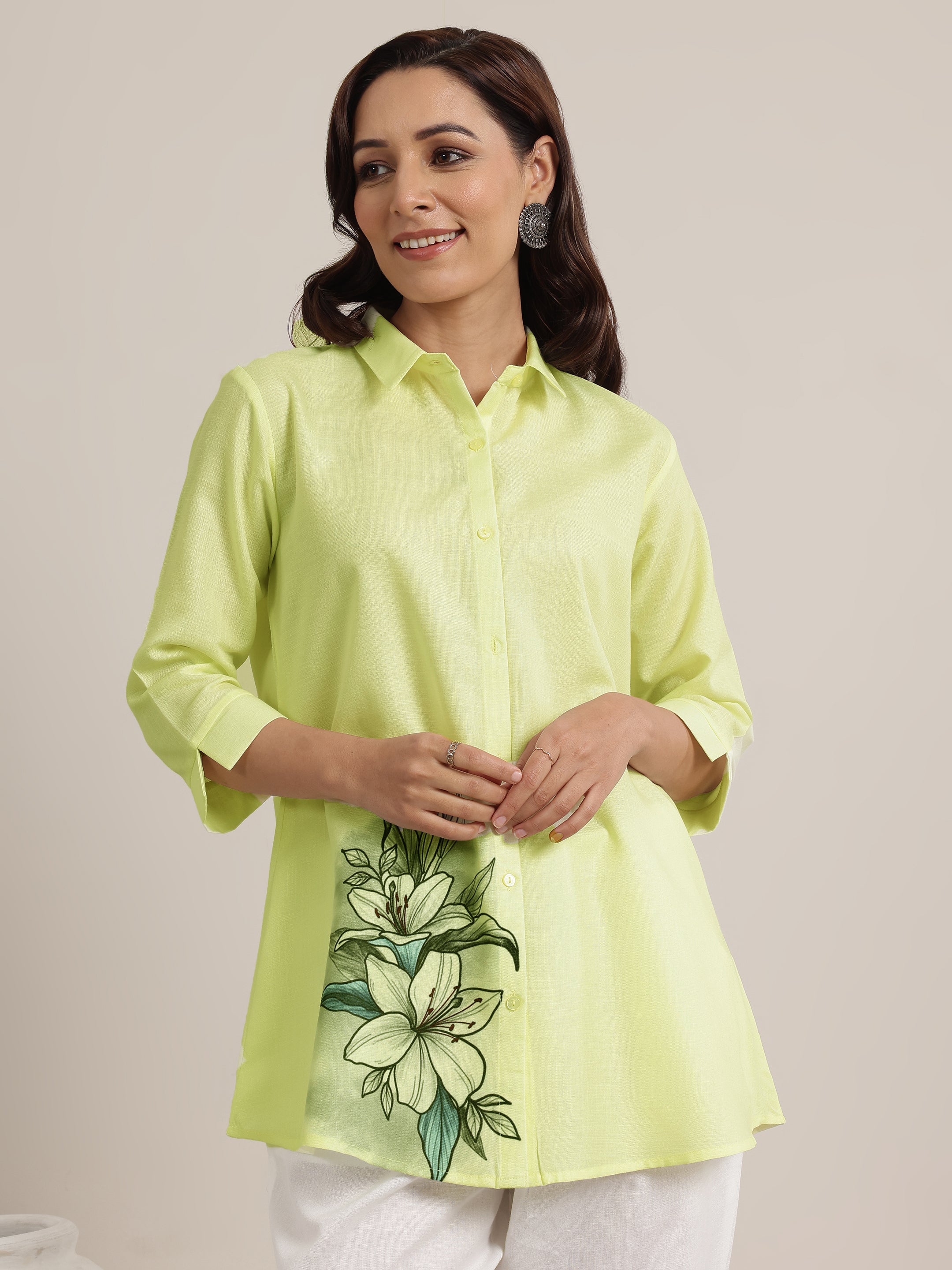 Lime Printed Cotton Blend Straight Short Kurti