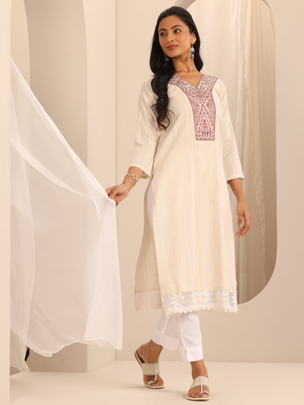 Off White Yoke Design Cotton Blend Straight Kurta