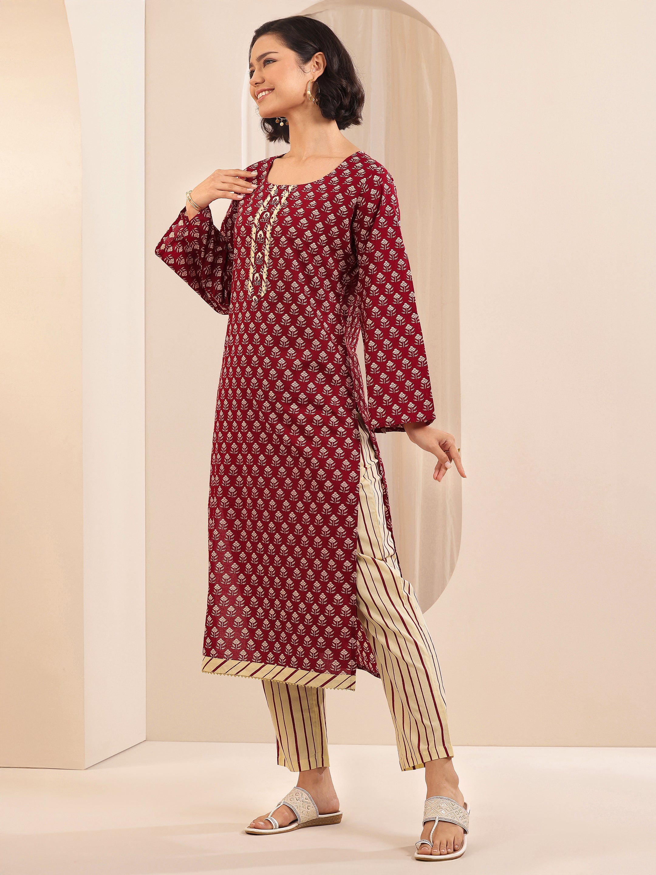 Maroon Printed Cotton Straight Suit Sets With Dupatta