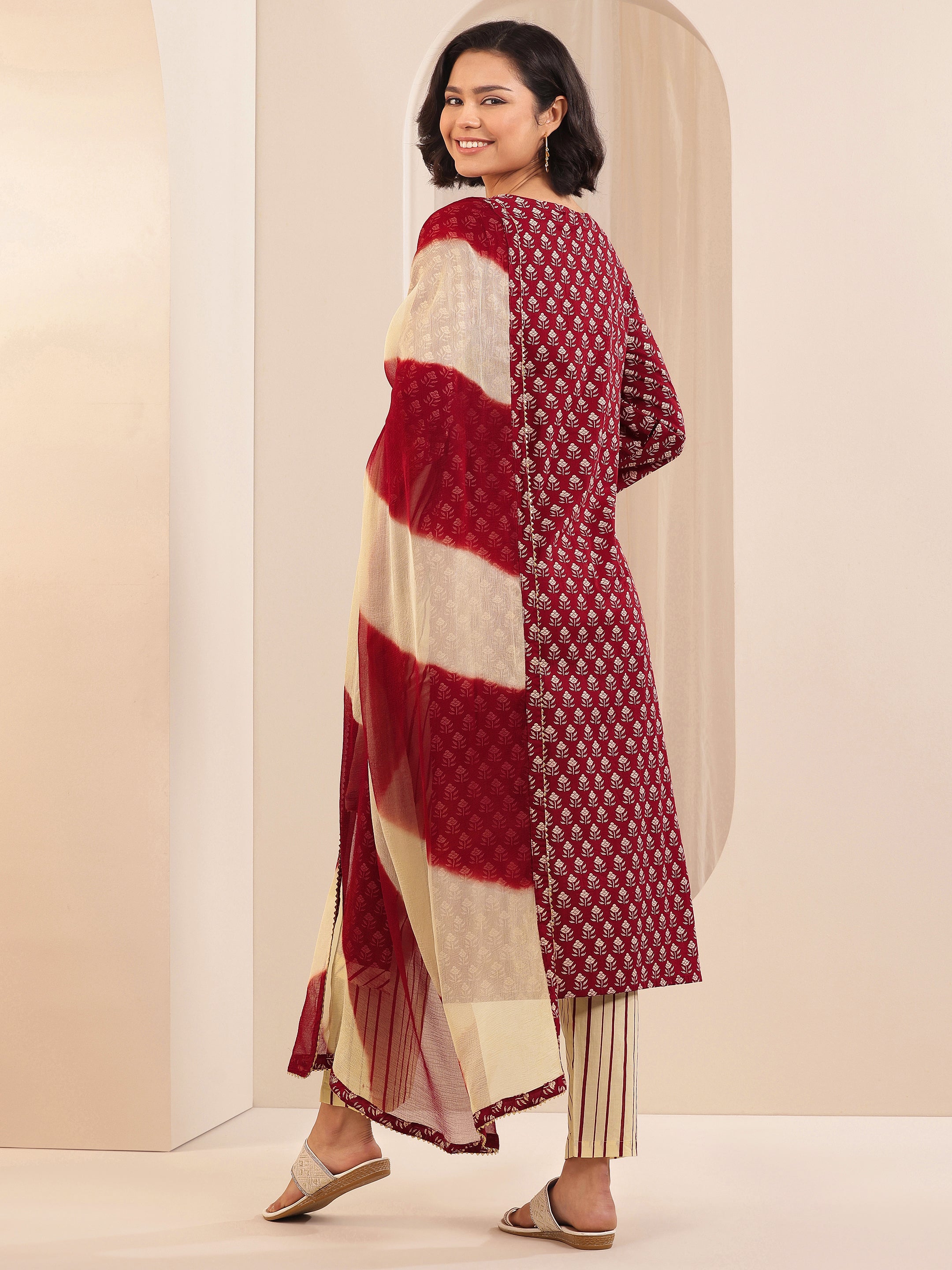 Maroon Printed Cotton Straight Suit Sets With Dupatta
