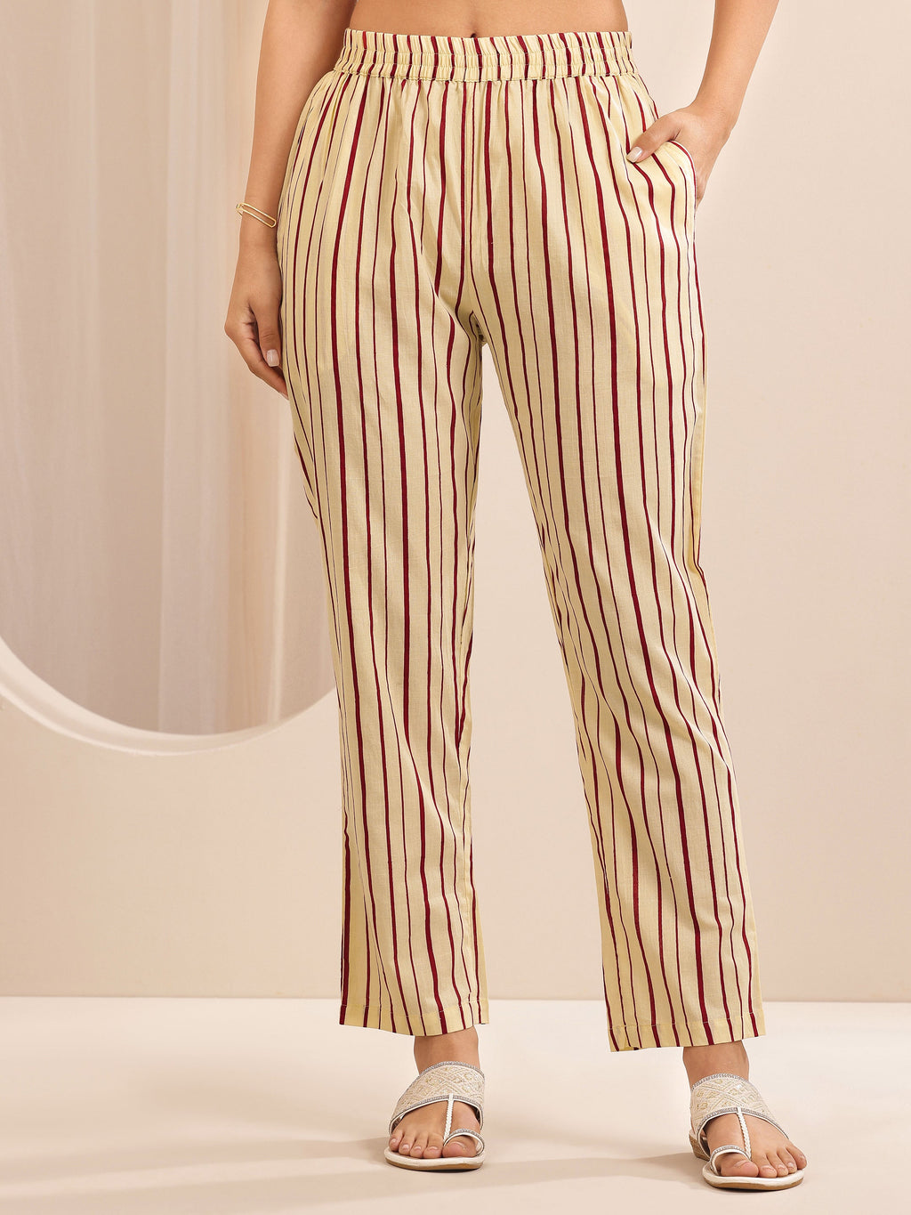 Maroon Printed Cotton Straight Suit Sets With Dupatta