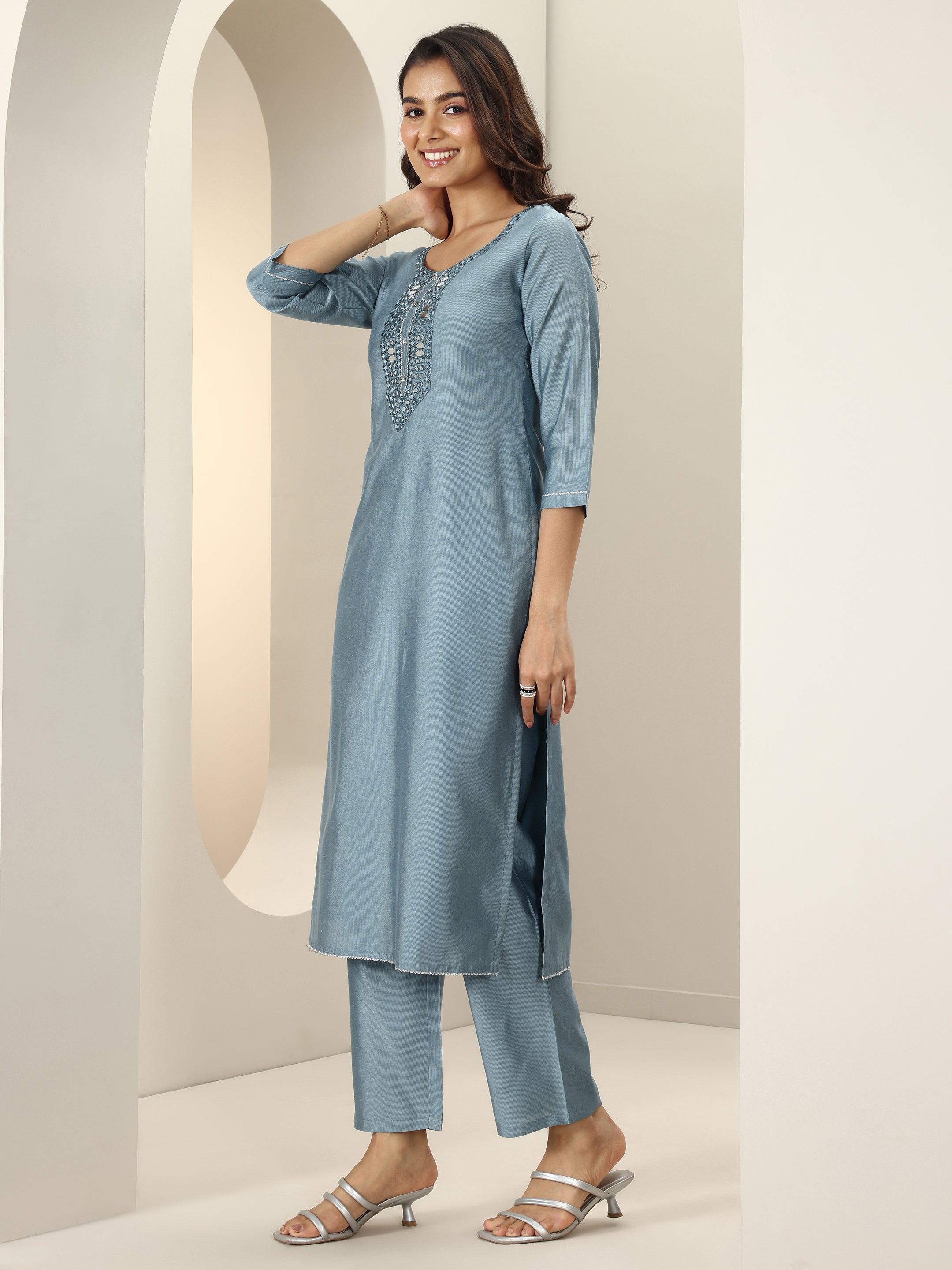 Blue Embroidered Silk Blend Straight Suit Sets With Dupatta