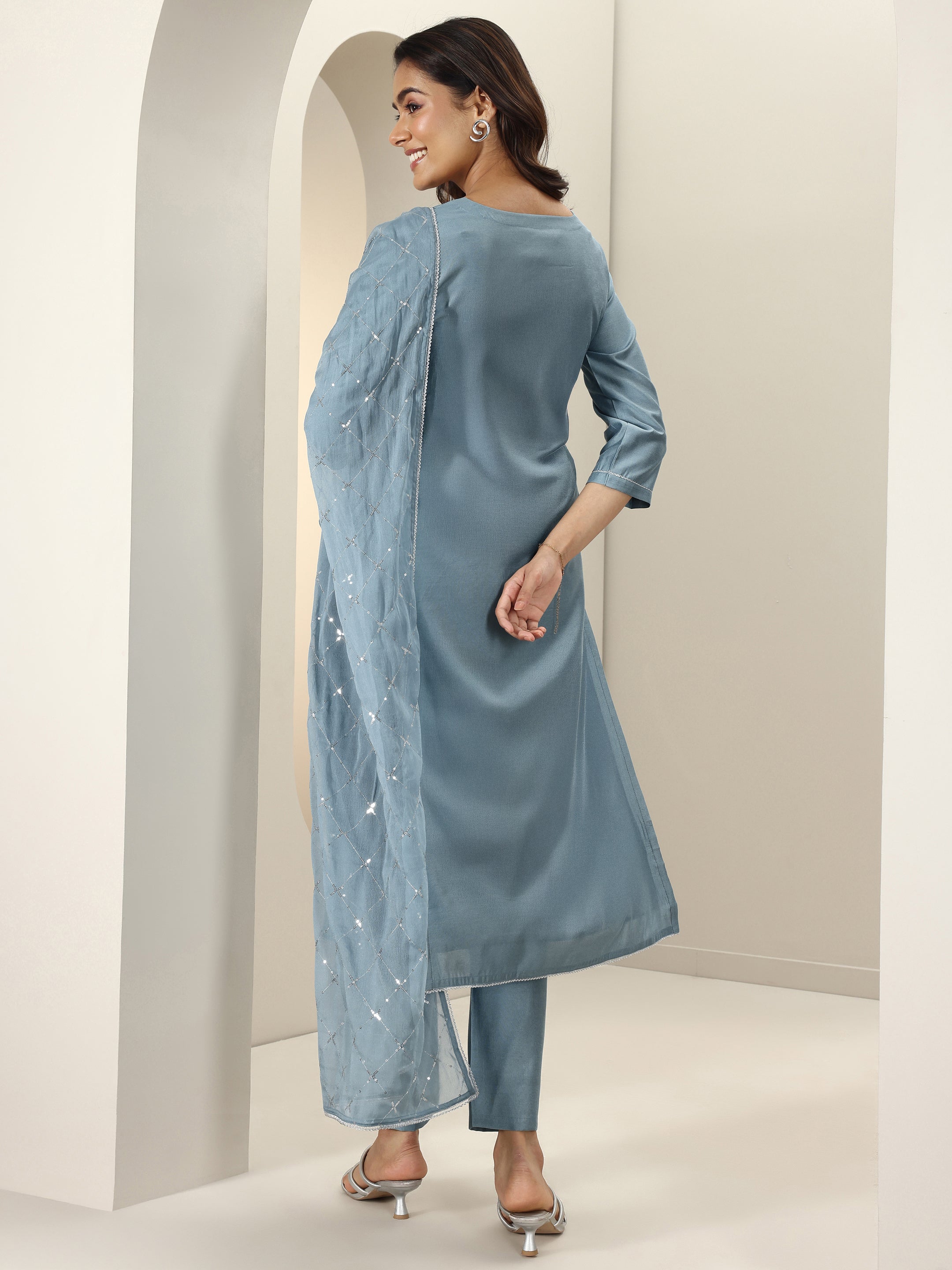 Blue Embroidered Silk Blend Straight Suit Sets With Dupatta