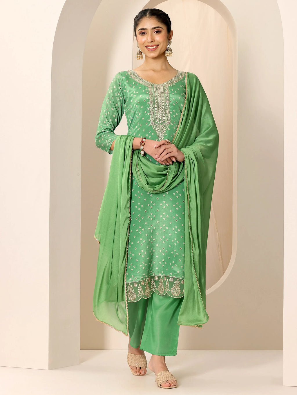 Green Printed Silk Blend Straight Suit Set With Dupatta