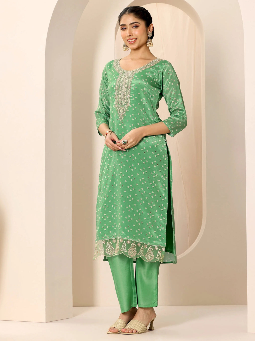 Green Printed Silk Blend Straight Suit Set With Dupatta