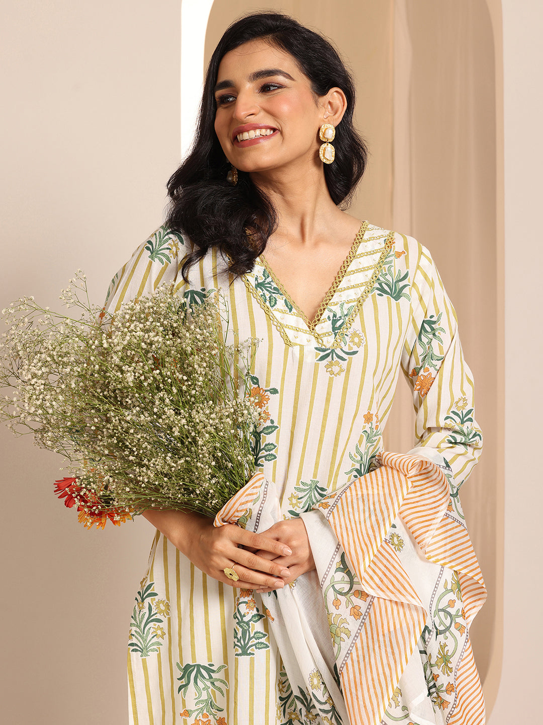 Off White Printed Cotton Straight Suit Sets With Dupatta