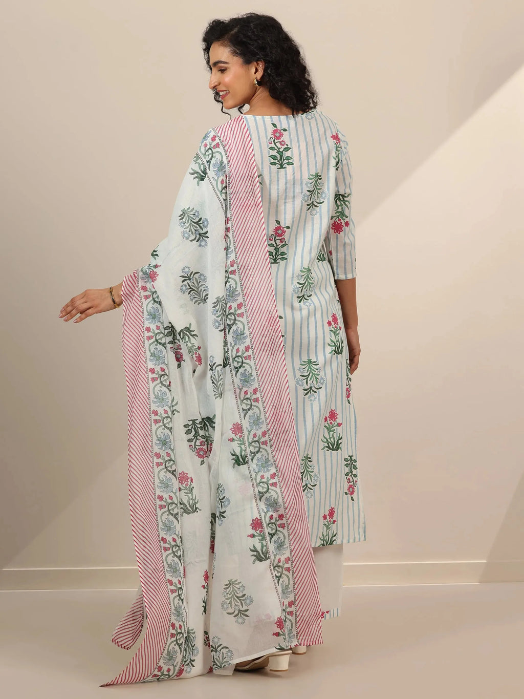 Off White Printed Cotton Straight Suit Sets With Dupatta