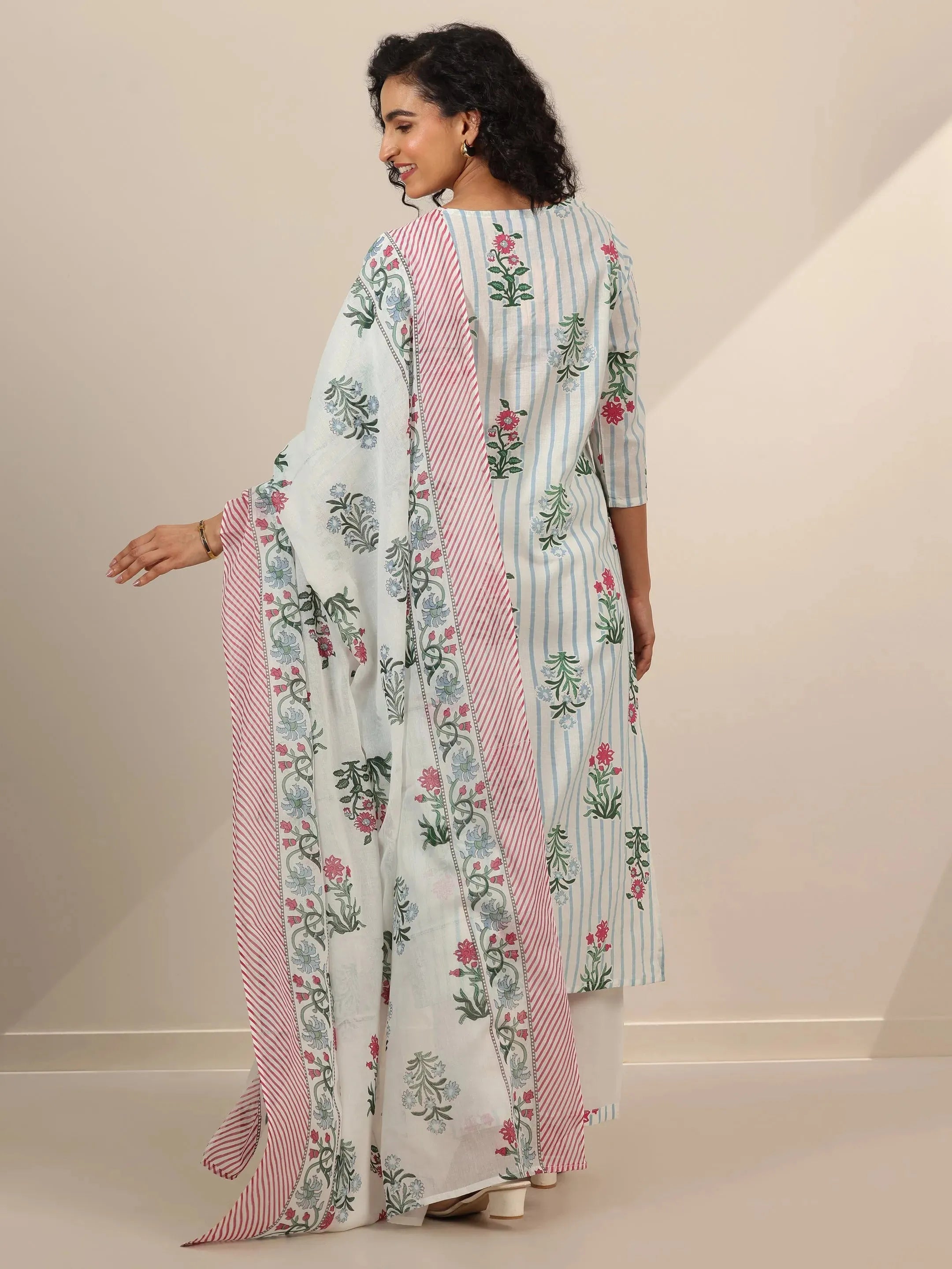 Off White Printed Cotton Straight Suit Sets With Dupatta