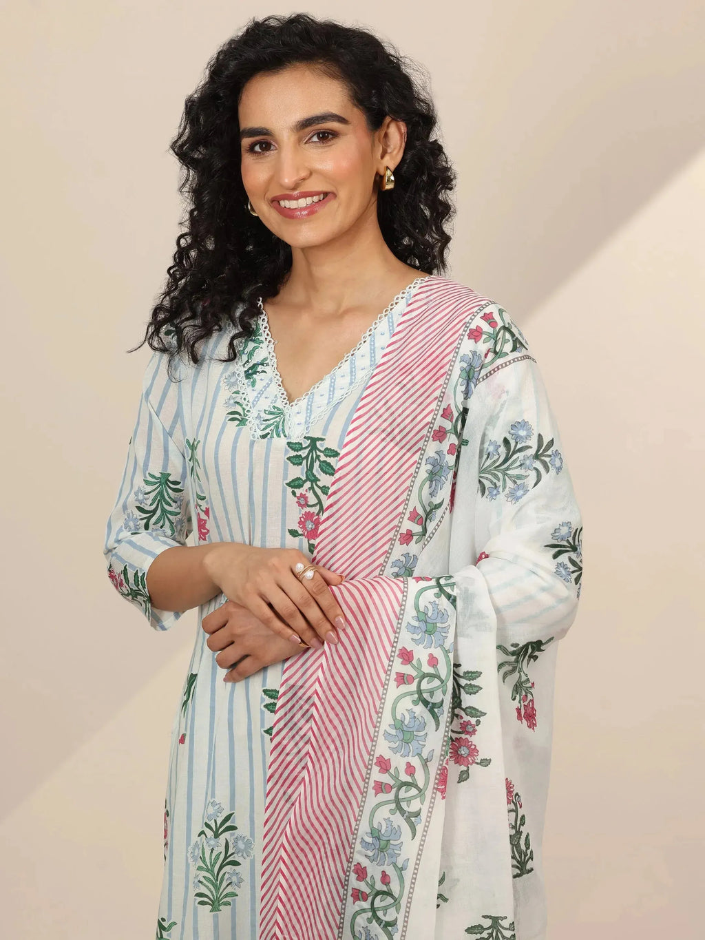 Off White Printed Cotton Straight Suit Sets With Dupatta