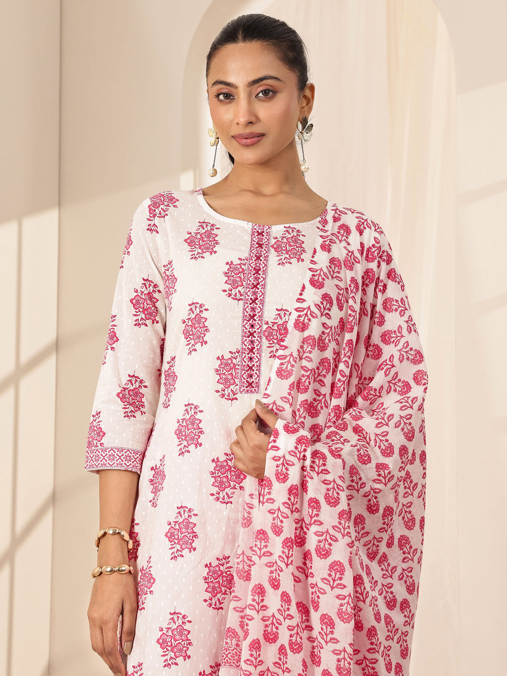 Off White Printed Cotton Straight Suit Sets With Dupatta