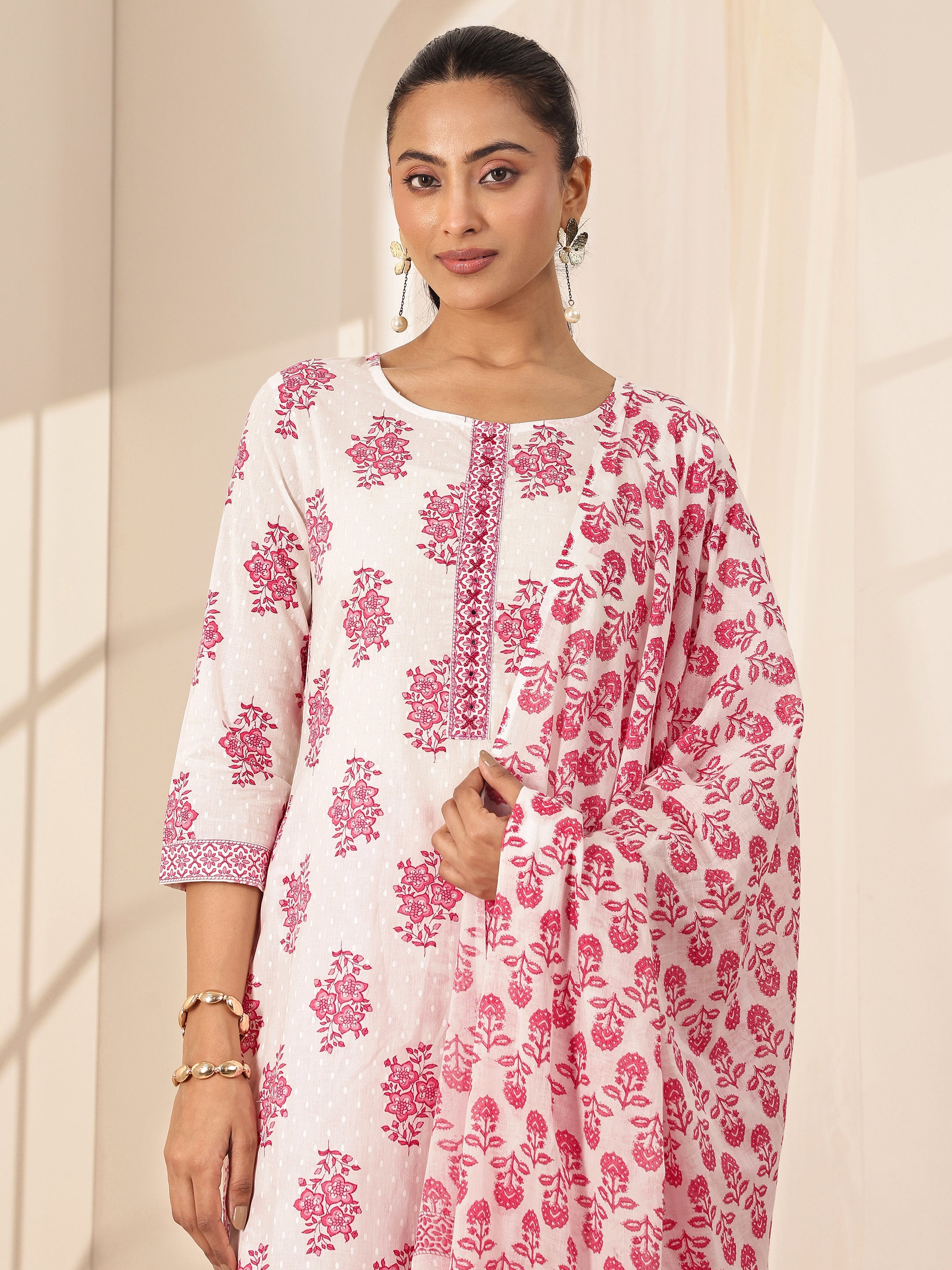 Off White Printed Cotton Straight Suit Sets With Dupatta