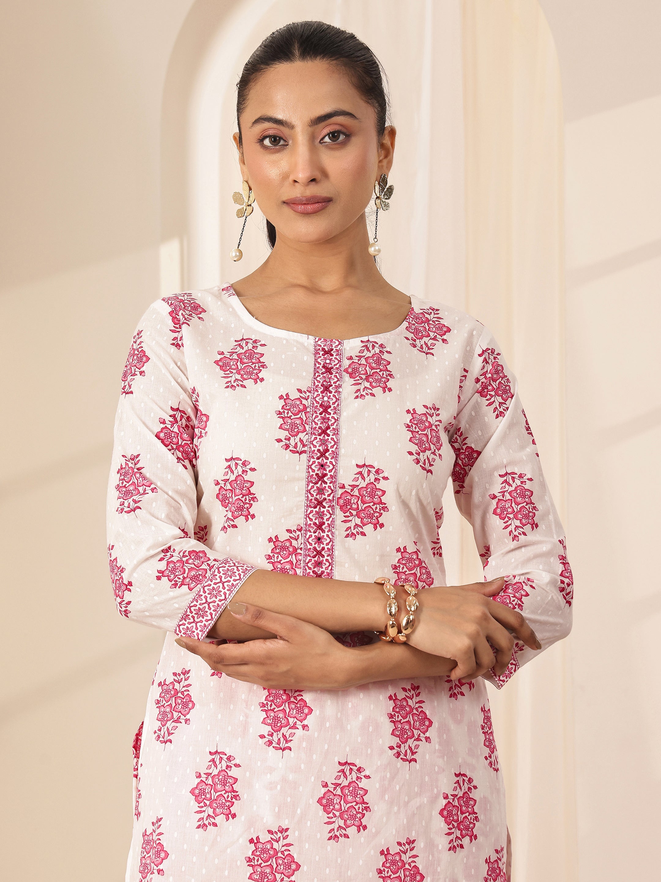 Off White Printed Cotton Straight Suit Sets With Dupatta