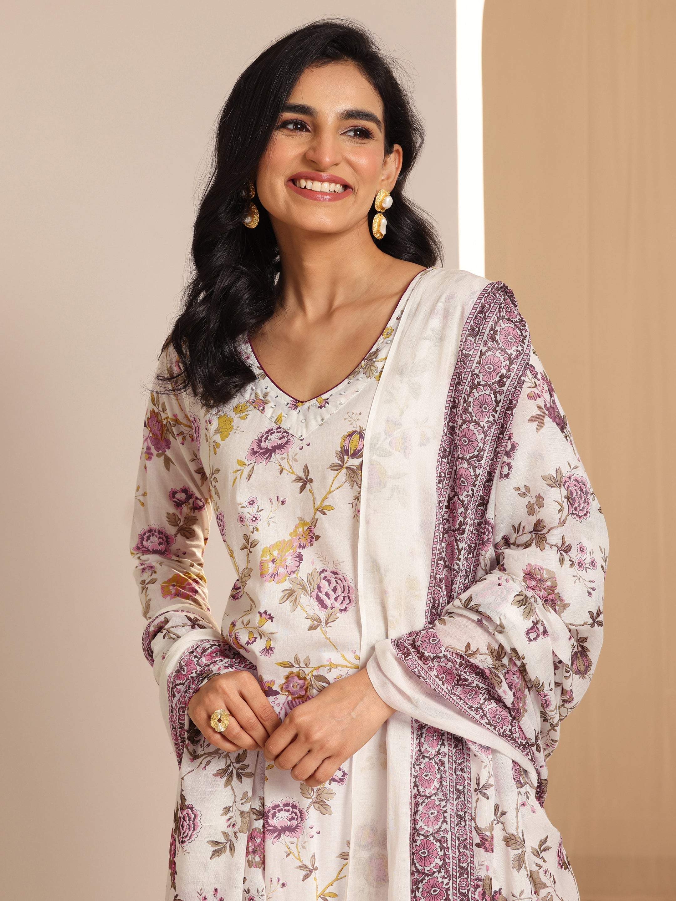 Off White Printed Cotton Straight Suit Sets With Dupatta