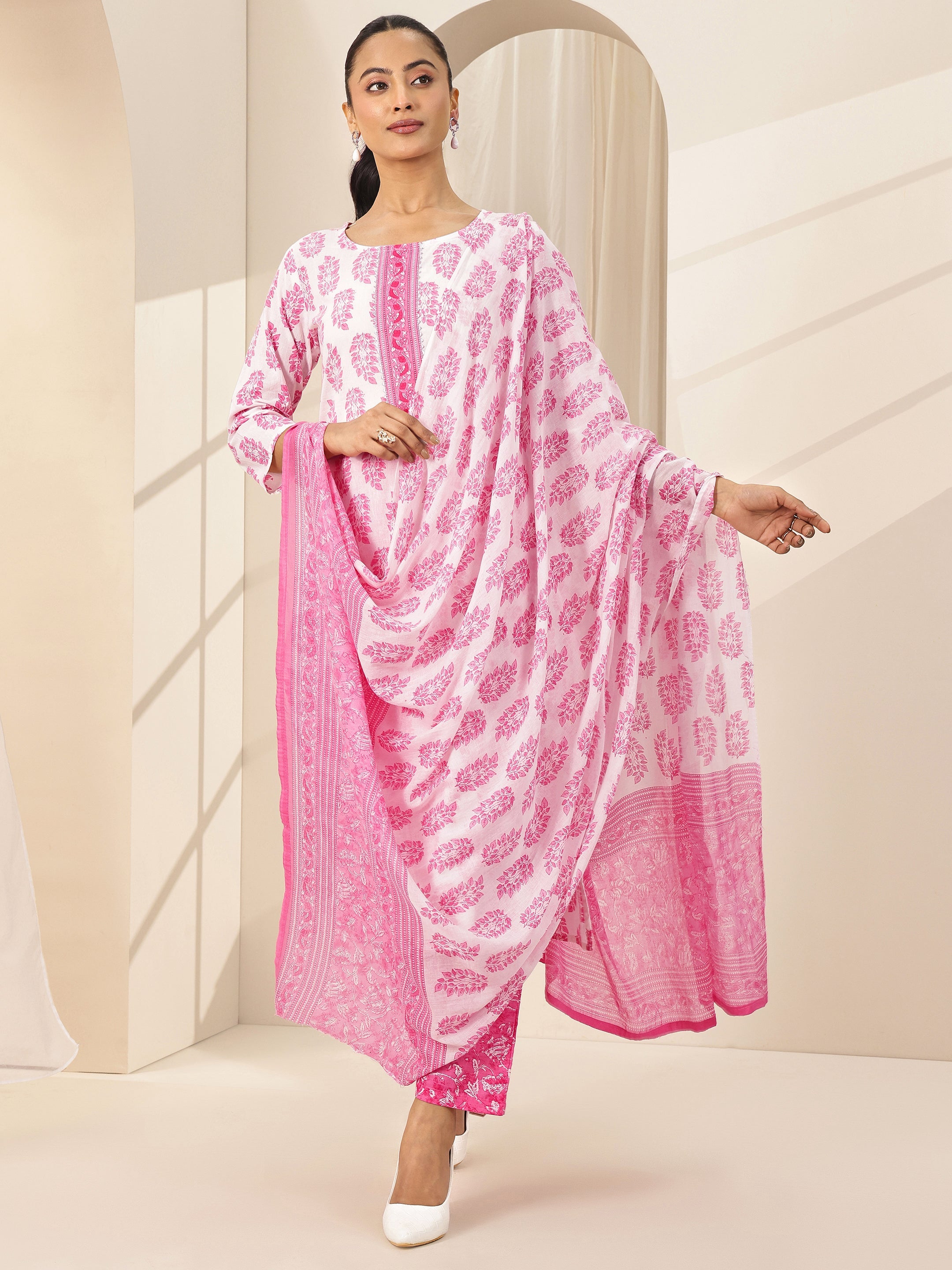 Off White Printed Cotton Straight Suit Sets With Dupatta