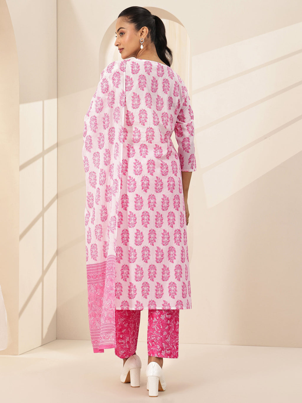 Off White Printed Cotton Straight Suit Sets With Dupatta