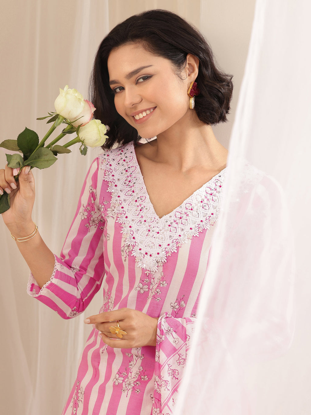 Pink Printed Cotton Straight Suit Sets With Dupatta