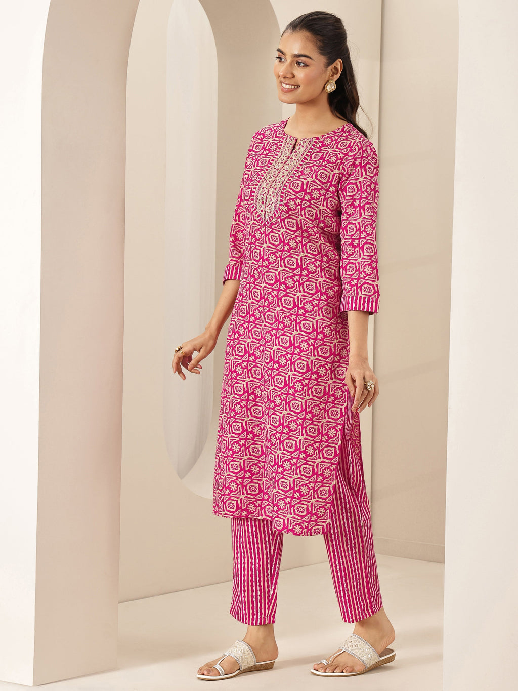 Pink Printed Cotton Blend Straight Suit Sets With Dupatta