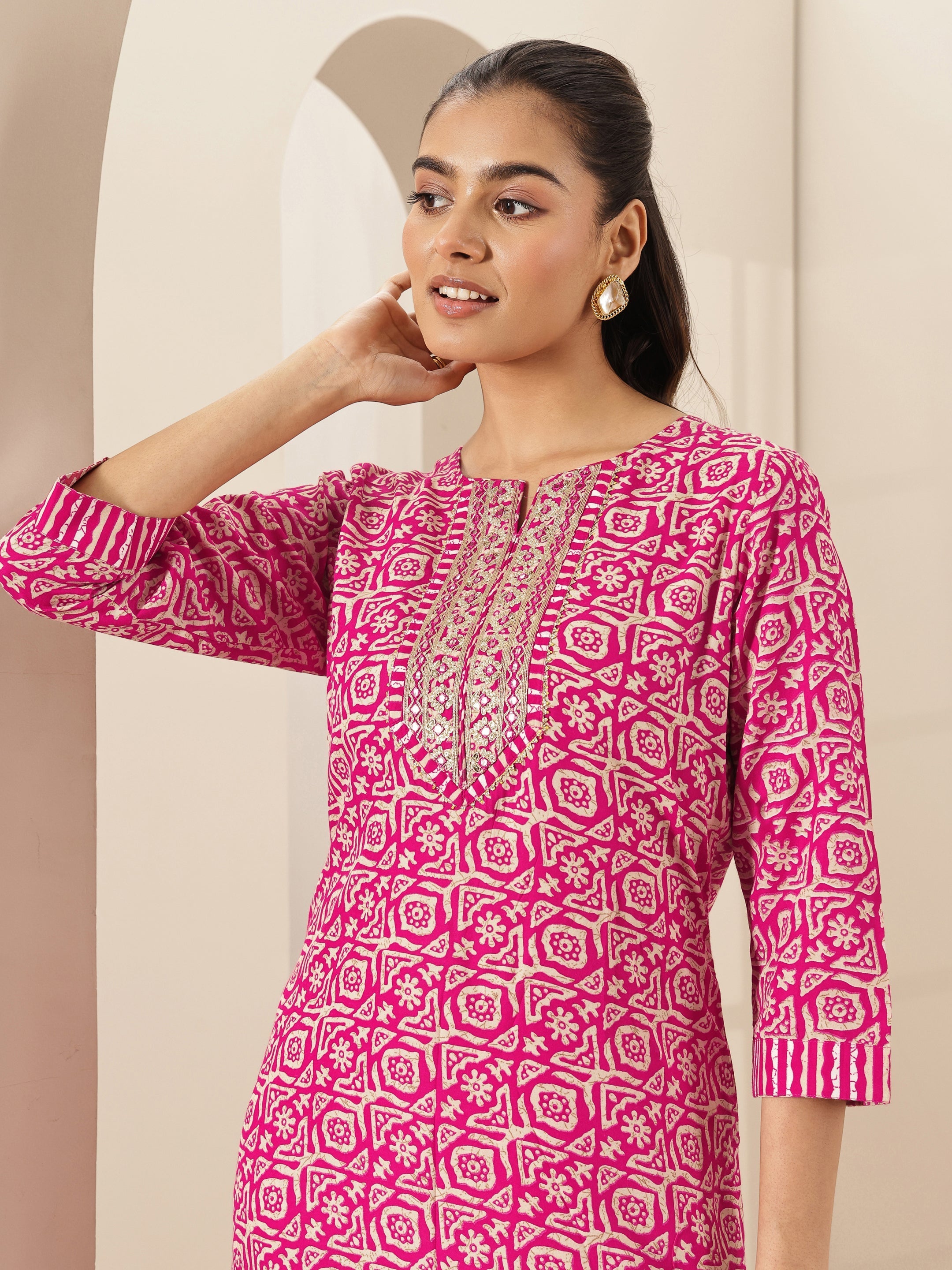 Pink Printed Cotton Blend Straight Suit Sets With Dupatta