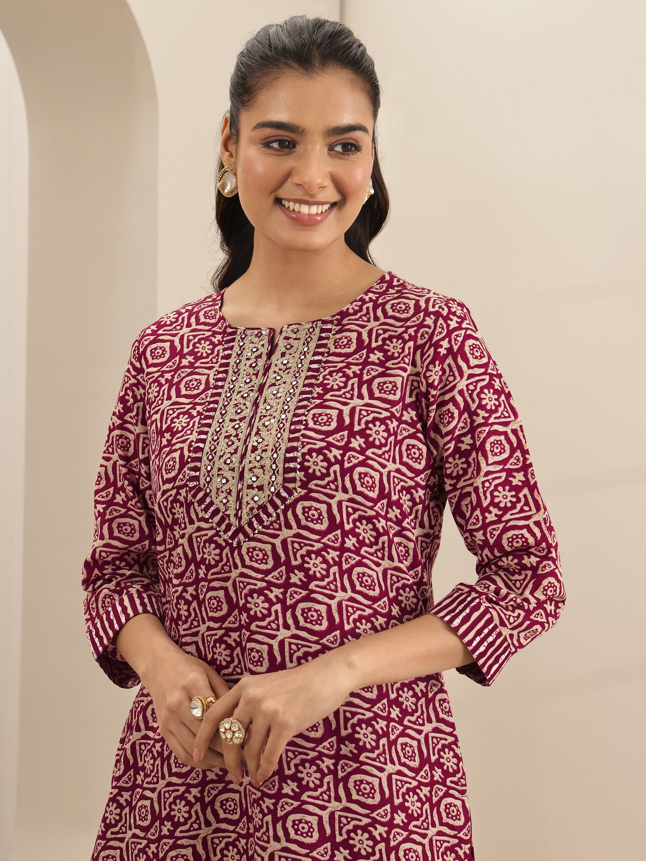 Maroon Printed Cotton Blend Straight Suit Sets With Dupatta