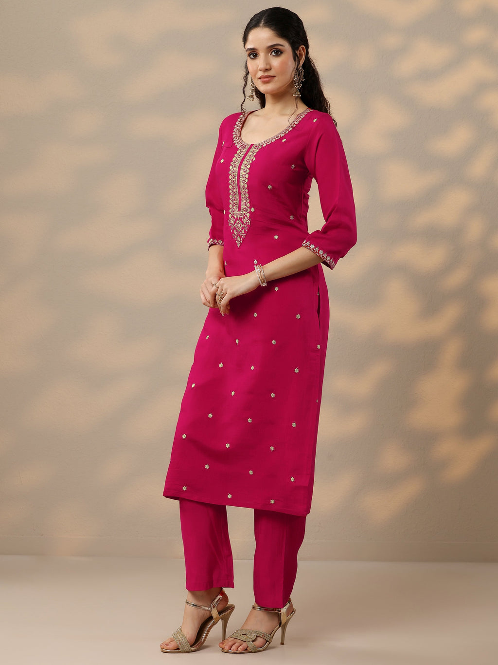 Pink Embroidered Silk Blend Straight Suit Set With Dupatta