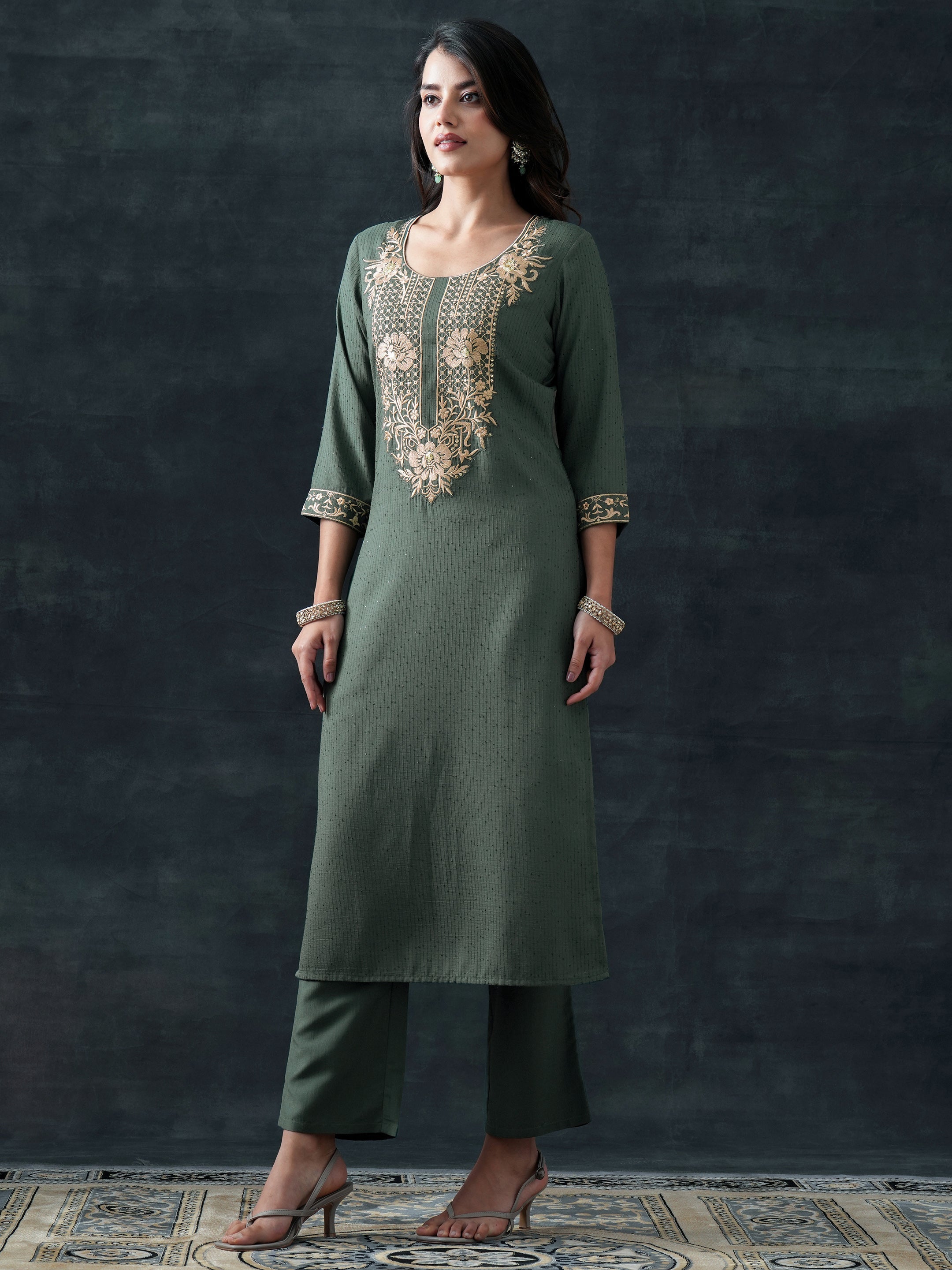 Green Embellished Silk Blend Straight Suit Set With Dupatta